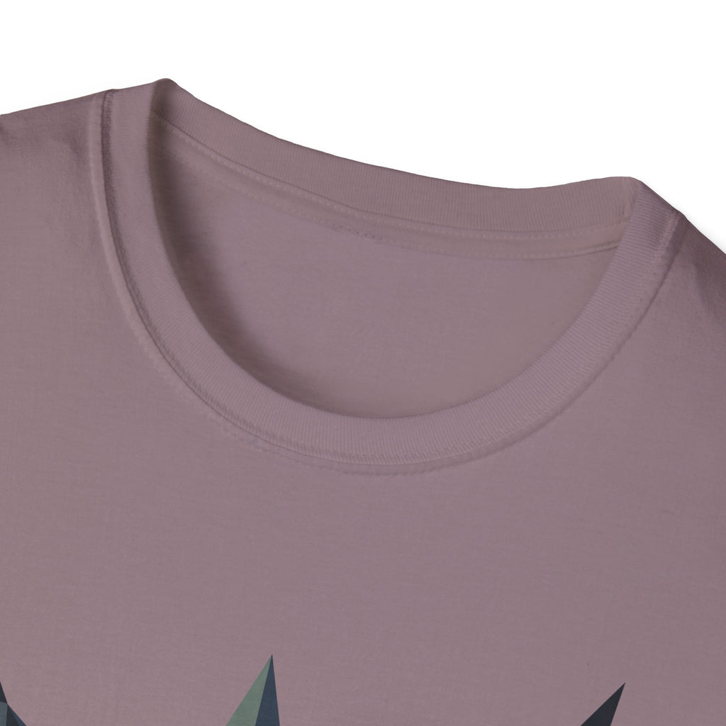 Mauve crew-neck T-shirt neckline close-up