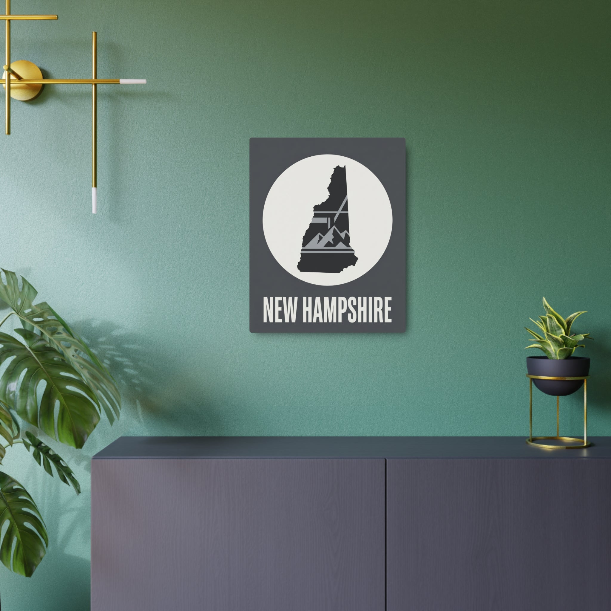 Square metal wall sign featuring a white circle New Hampshire mountain silhouette and NEW HAMPSHIRE text