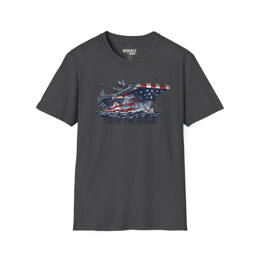 Dark Heather T-Shirt mit „Tip of the Spear“-Grafik: Flugzeugträger mit US-Flagge