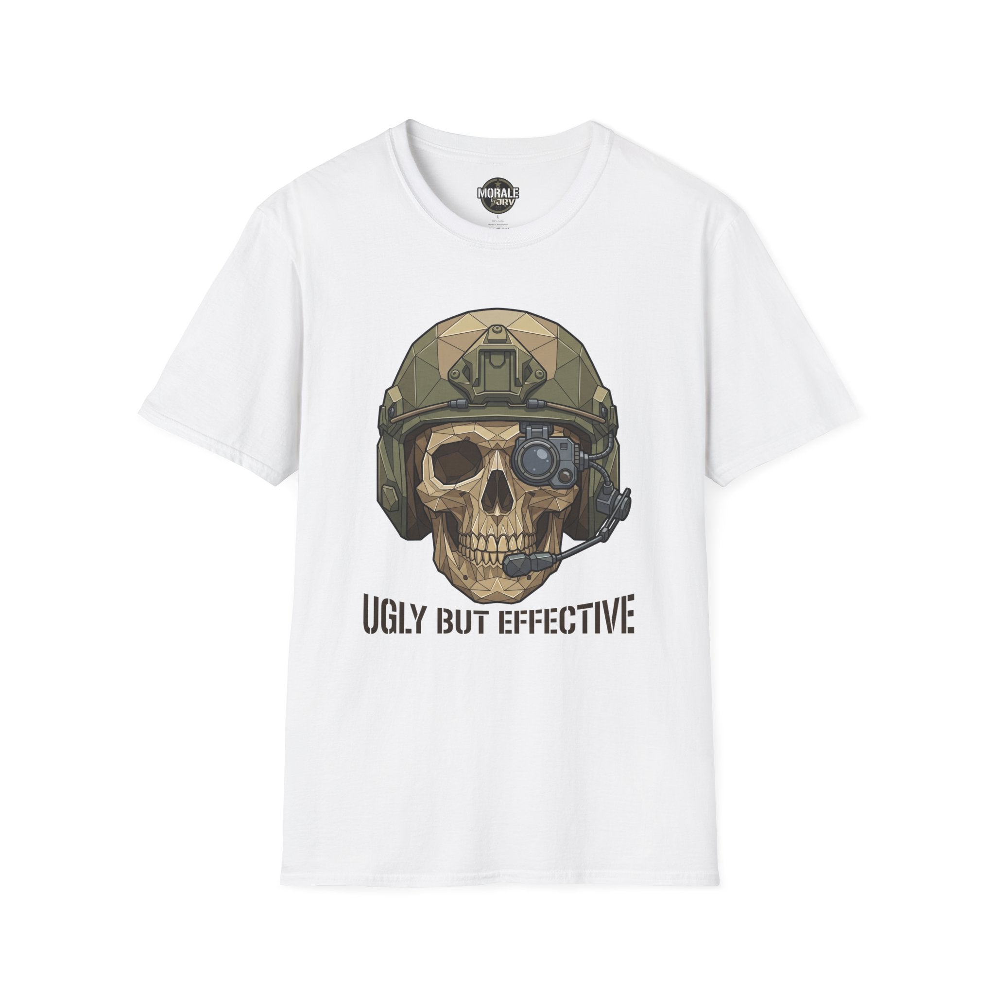 Weißes T-Shirt mit Totenkopf im taktischen Helm und „Ugly But Effective“ Text