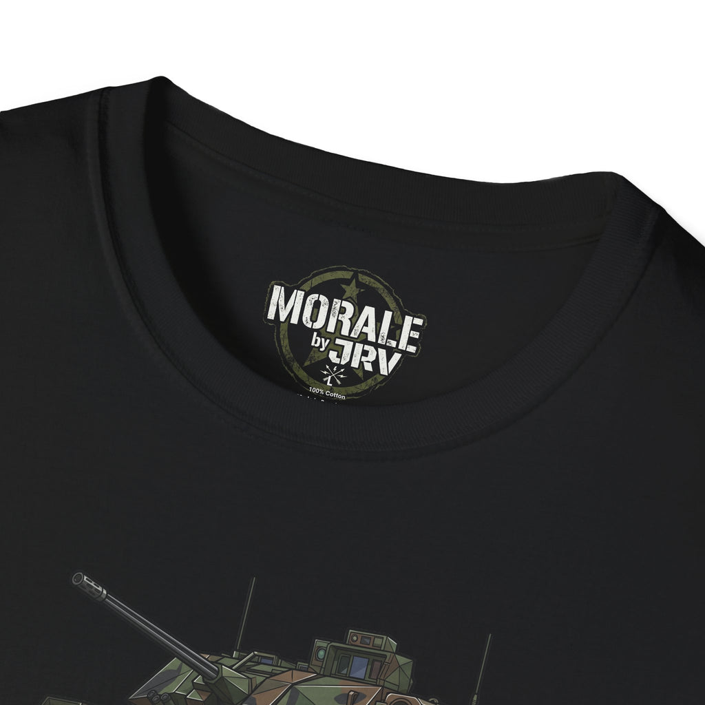 Schwarzes Tank-T-Shirt mit Hals-Logo und Teilansicht der Fahrzeuggrafik