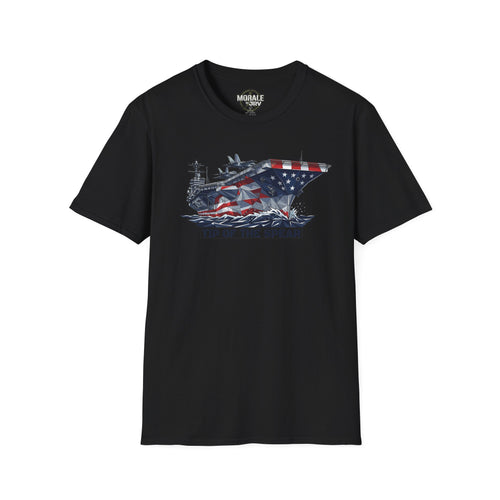 Schwarzes T-Shirt mit „Tip of the Spear“-Grafik: Flugzeugträger mit US-Flagge