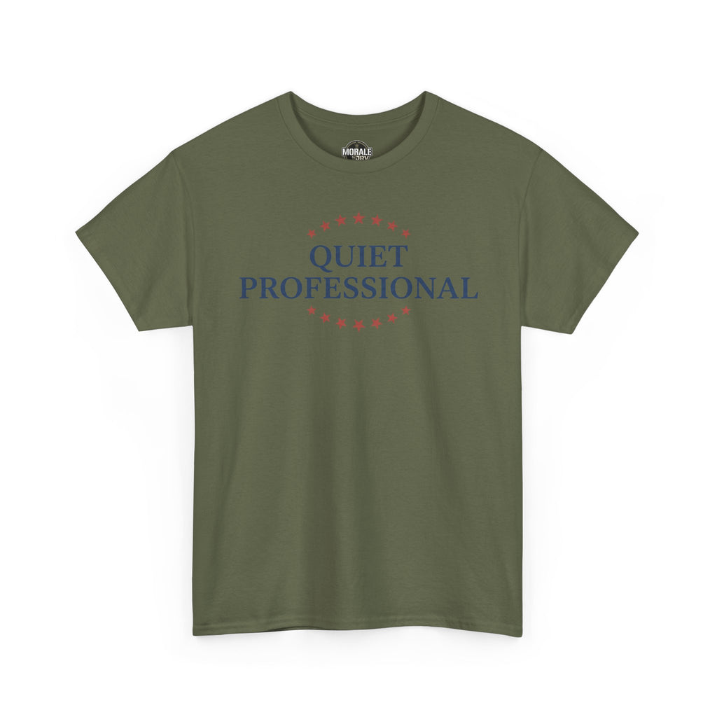 Military green crewneck T-shirt with star ring 'QUIET PROFESSIONAL' print