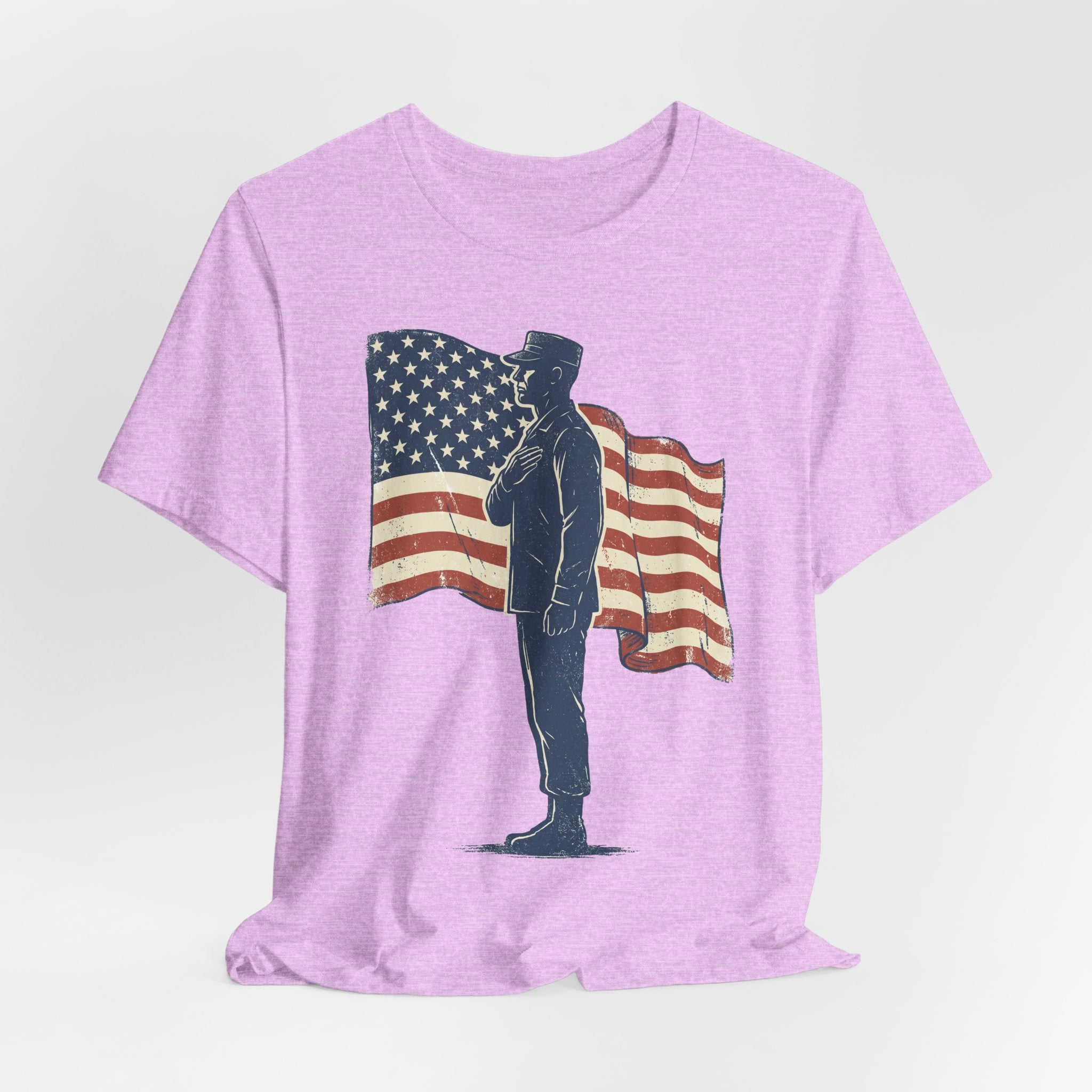 Lilac crew-neck T-shirt with saluting soldier and waving American flag print