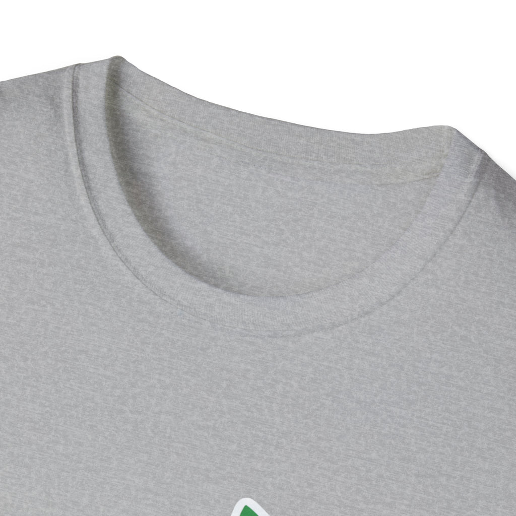 Virginia state T‑shirt neckline close-up, heather grey crew neck