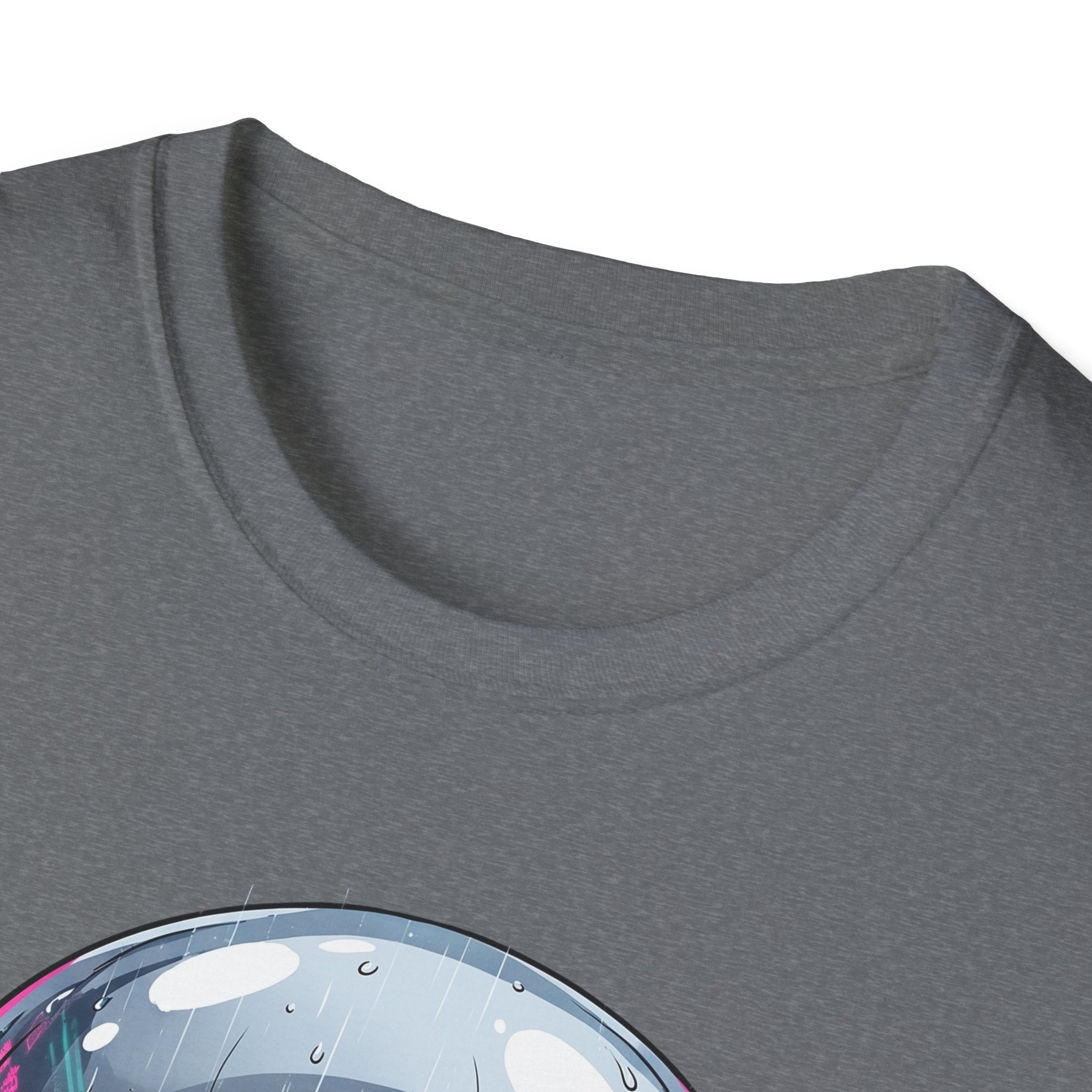 Dark heather grey T-shirt crew neck close-up