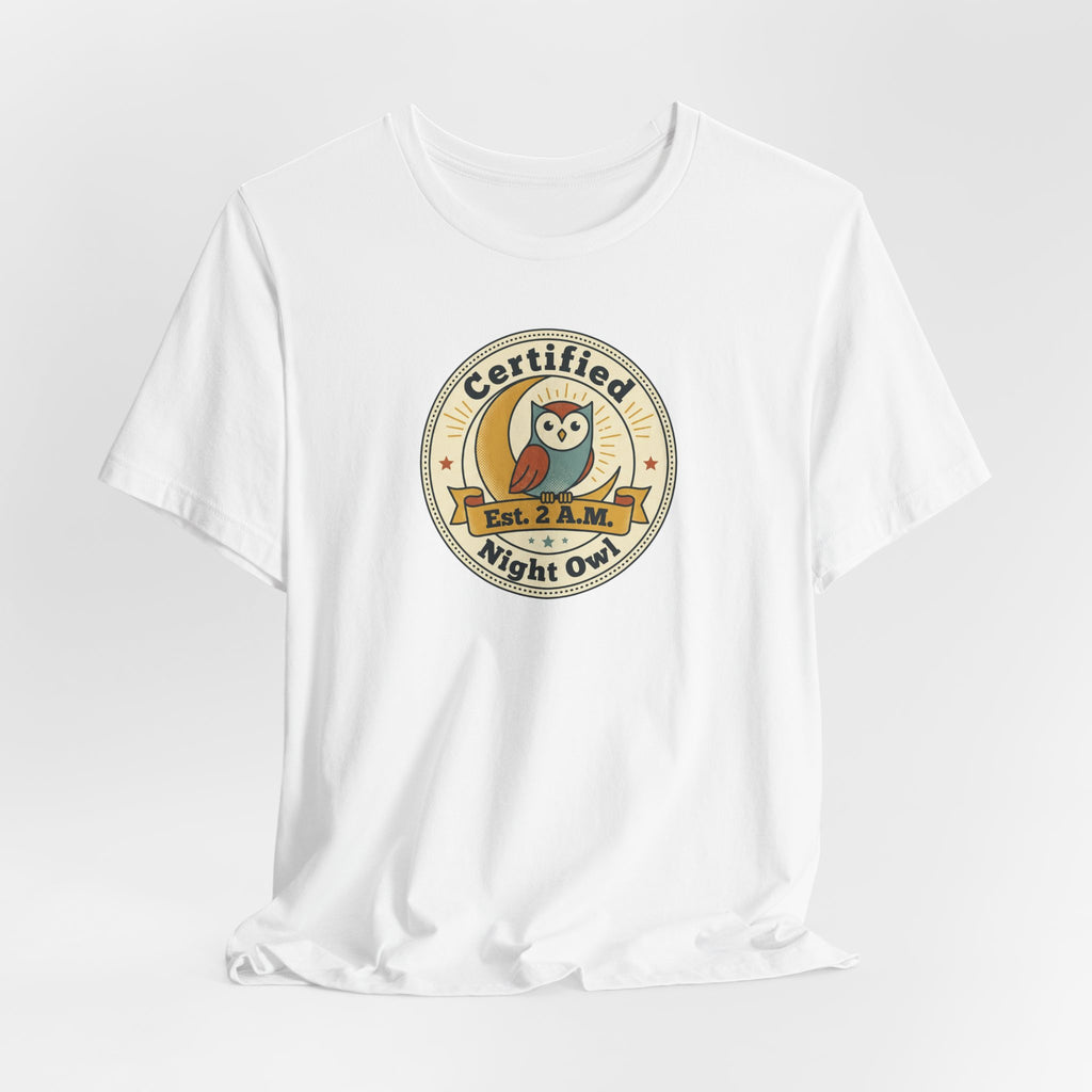White night owl T-shirt, crew neck, round badge with owl graphic front print