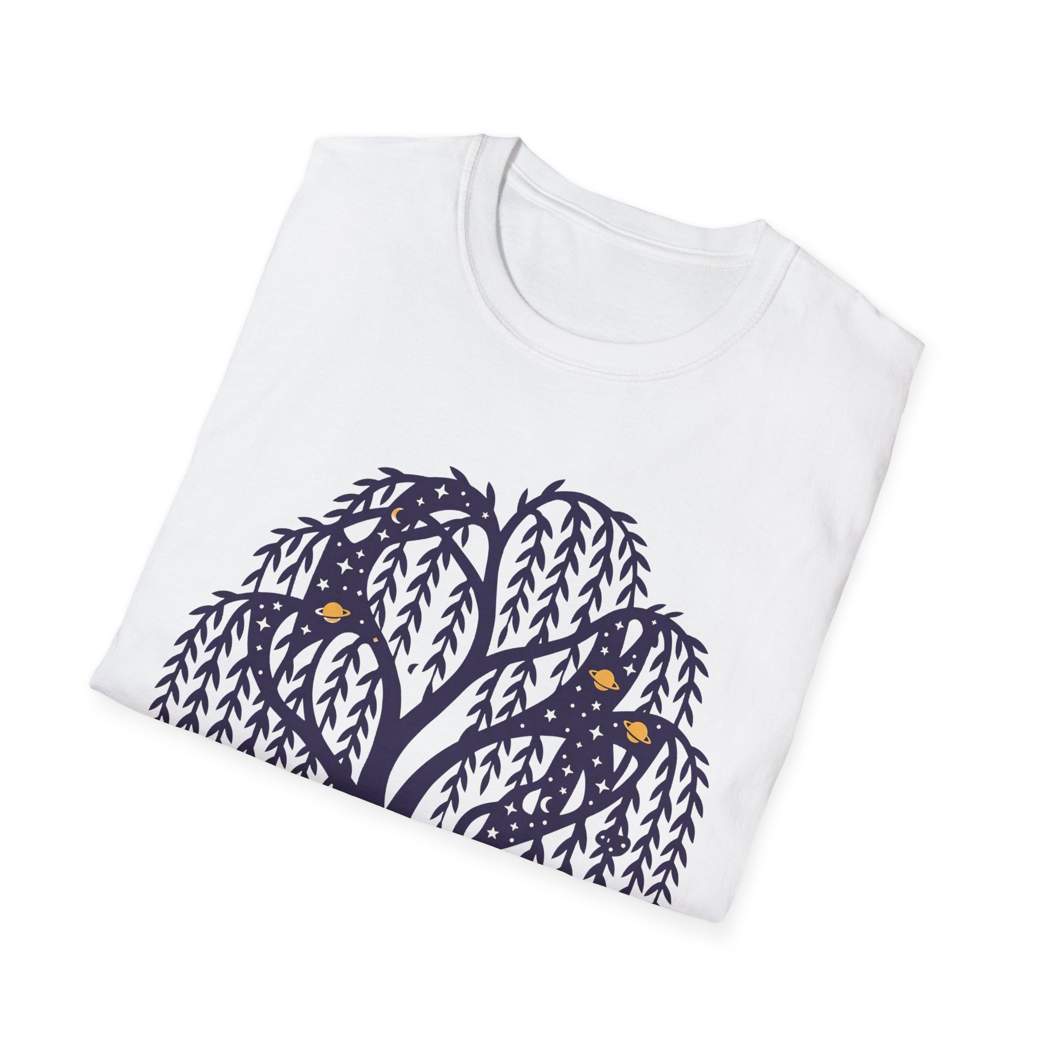 Camiseta blanca Willow Tree Night Owls con gráfica de árbol y búhos nocturnos en azul