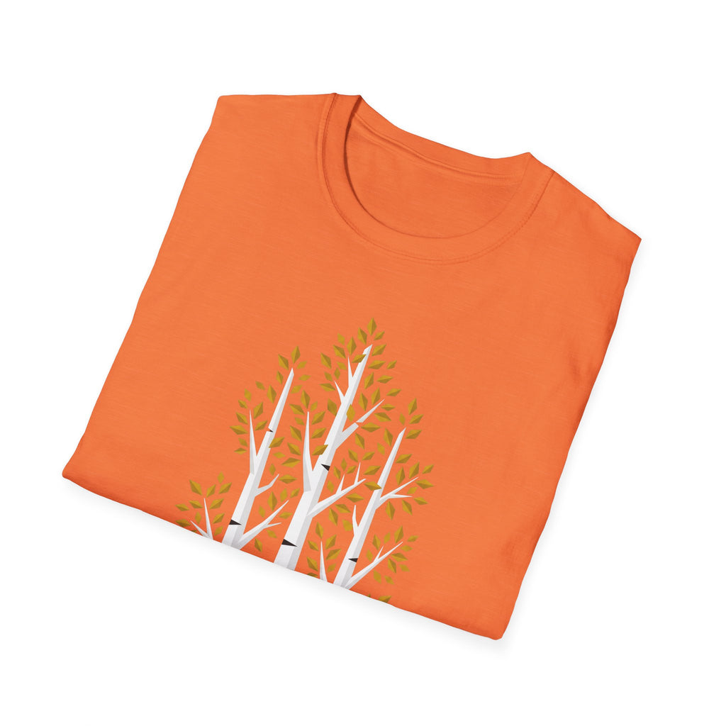 Oranges T‑Shirt mit Birkenwald-Grafik und Herbstlaub am Saum