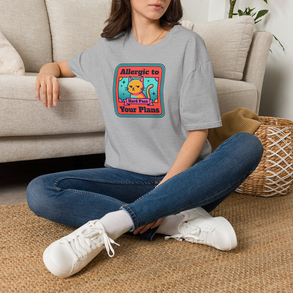 Light gray crewneck T-shirt with colorful front cat slogan graphic