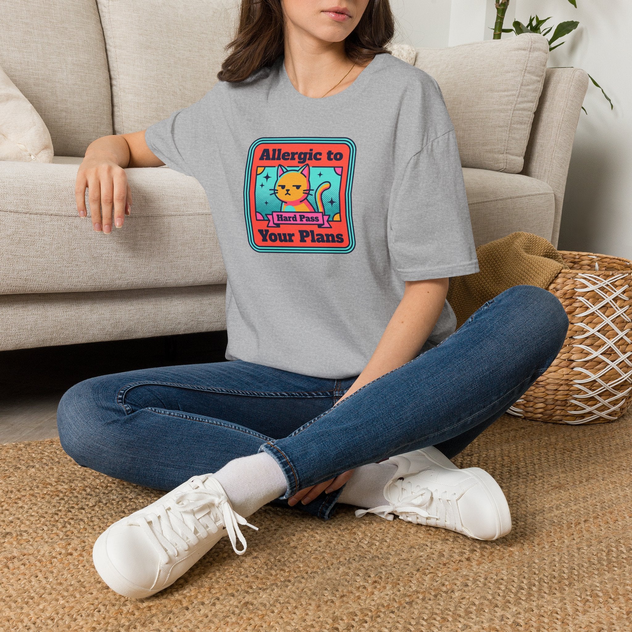 Light gray crewneck T-shirt with colorful front cat slogan graphic