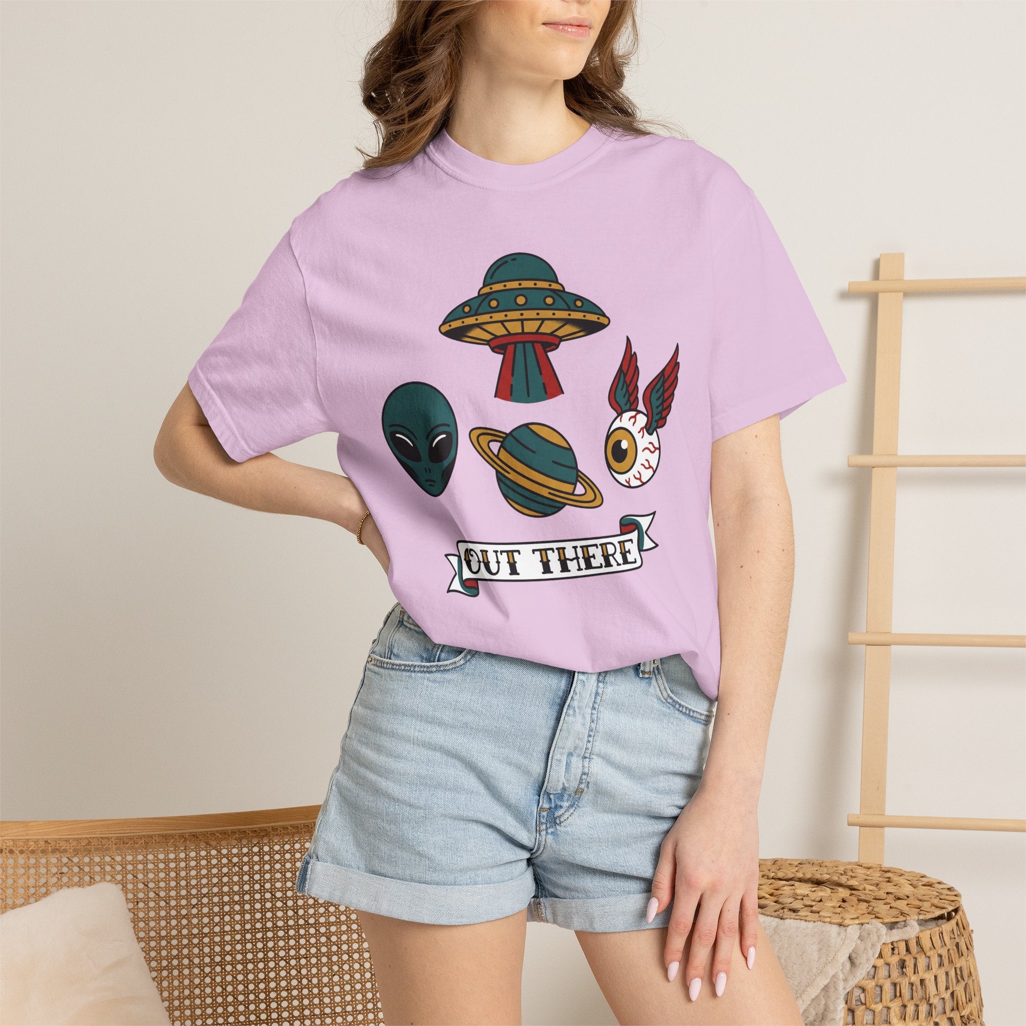 Lavender crew-neck T-shirt with alien, UFO, and cat graphic centered