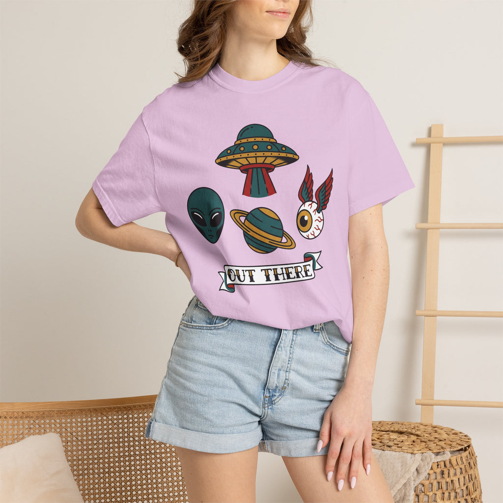 Lavender T-shirt with alien face, UFO, cat graphic on the chest