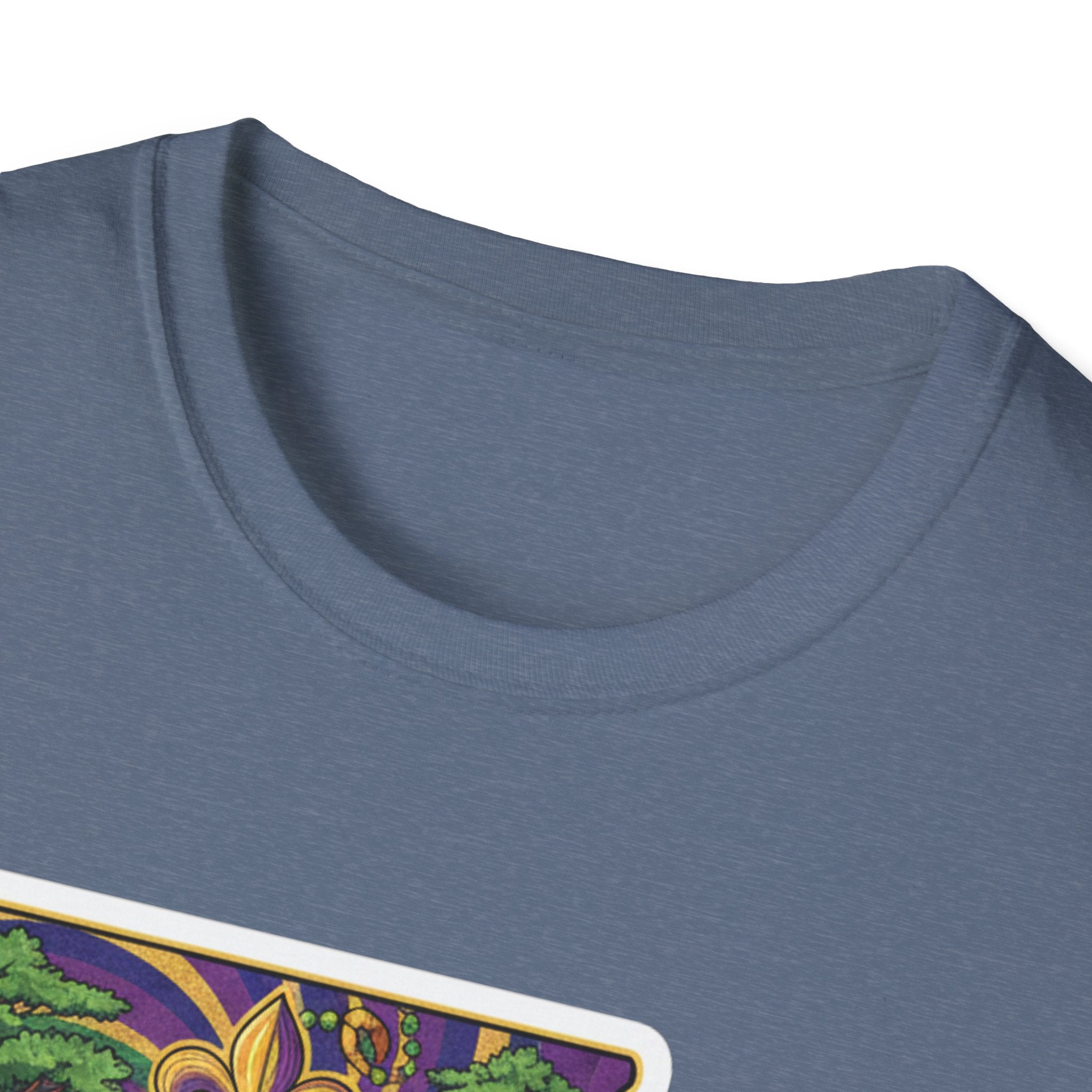 Close-up: blue heather crew neck T-shirt