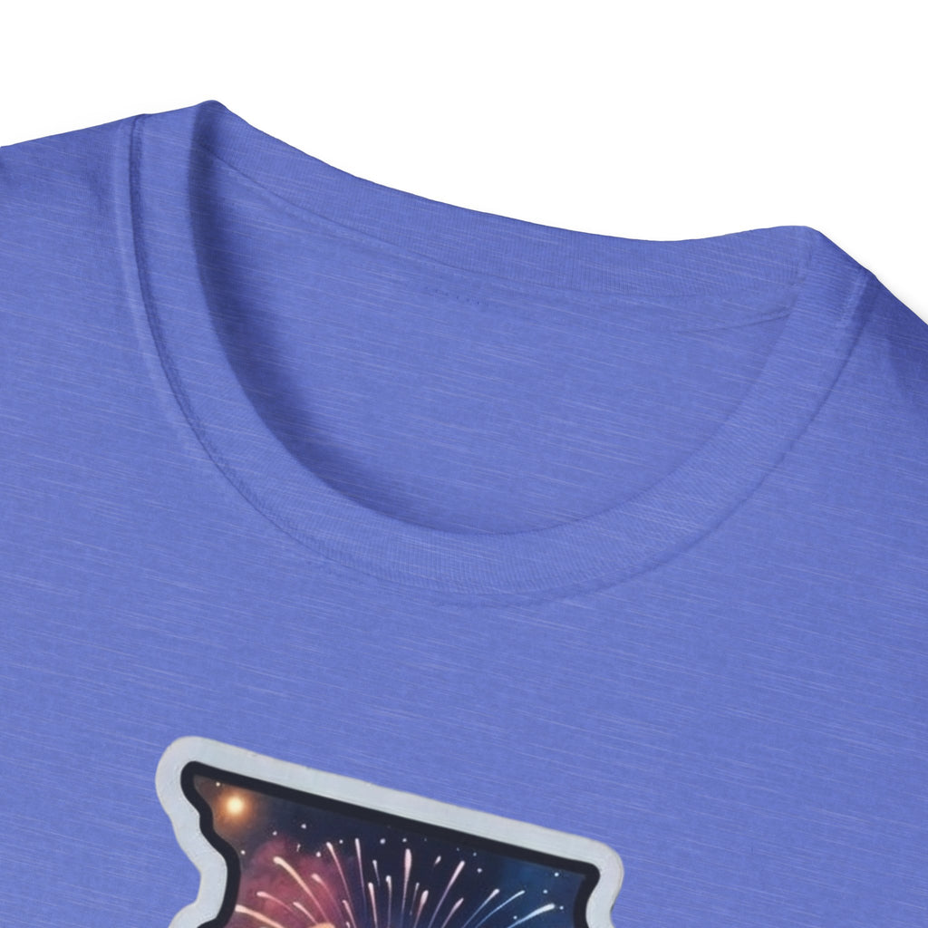 Illinois state map neckline detail on purple T-shirt