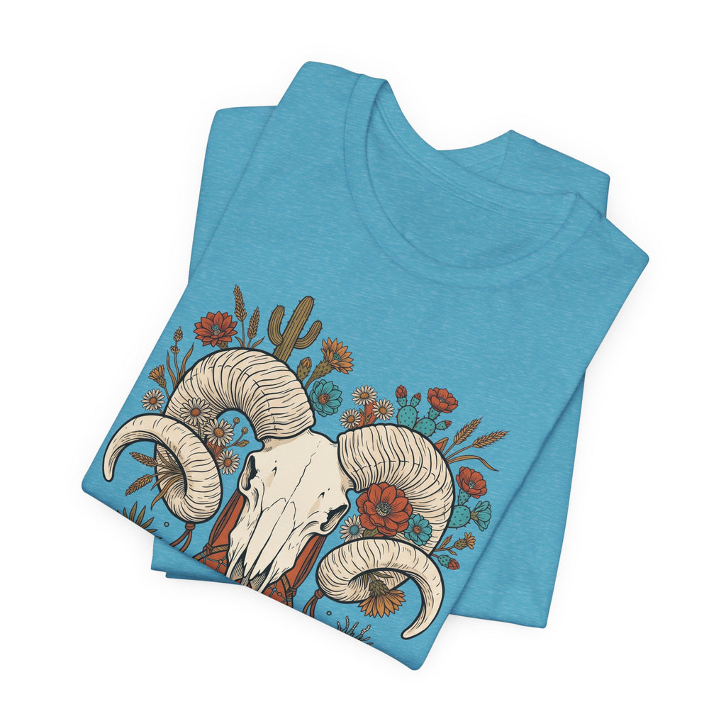 Heather Aqua T-Shirt mit Widderkopf, Hörnern und Blumen-Feder-Design auf der Vorderseite
