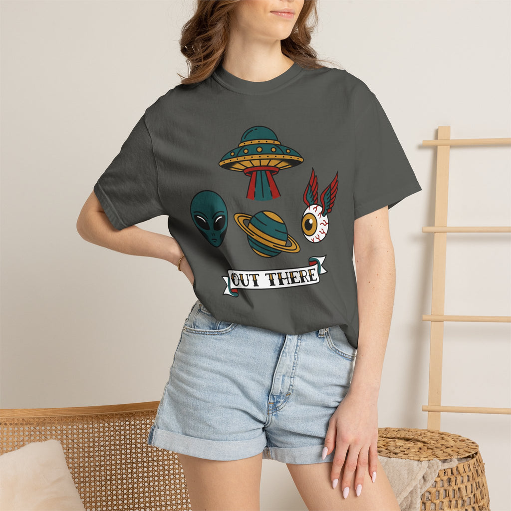 Alien UFO patchwork graphic T-shirt, dark gray short-sleeve with colorful UFO and cat-face print