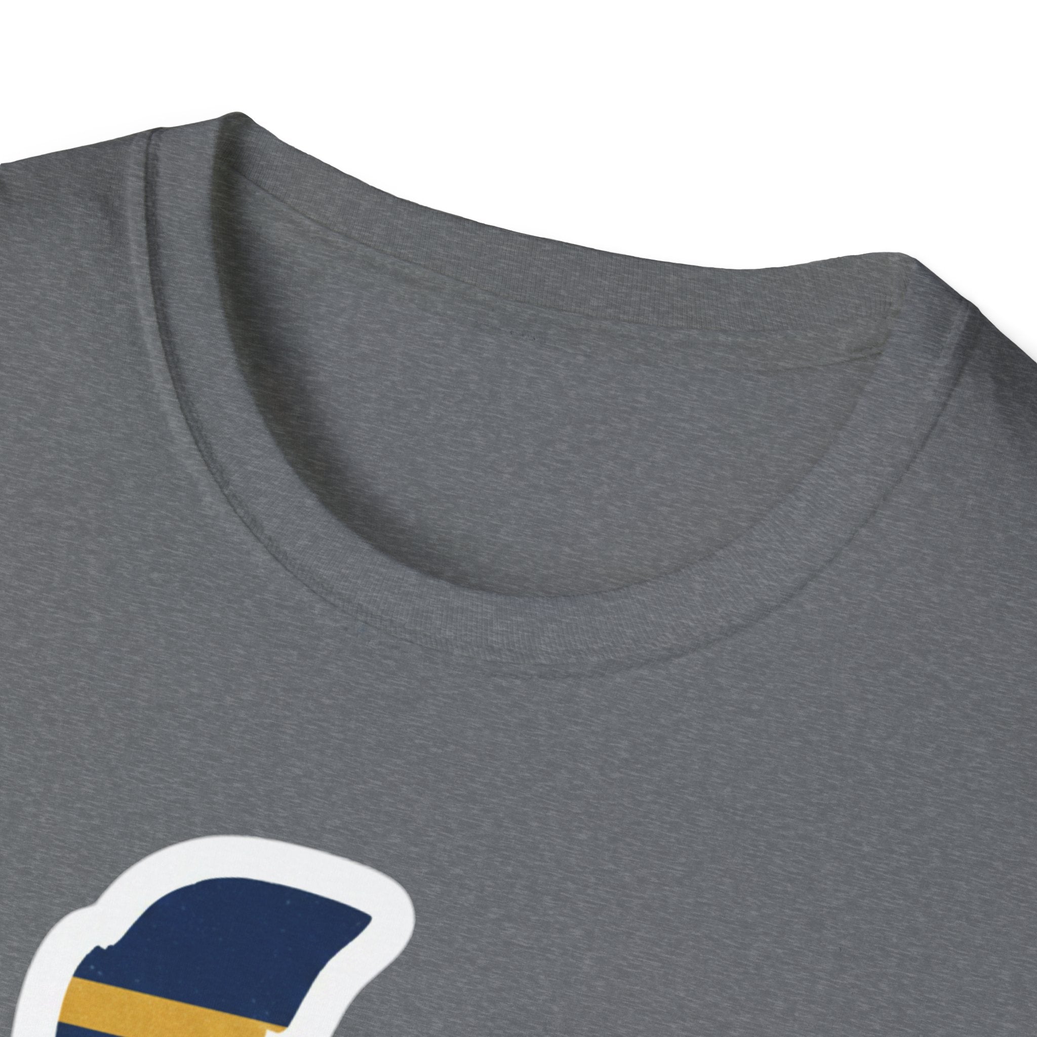 Graphite Heather T-shirt close-up of crew neck and top of Delaware graphic