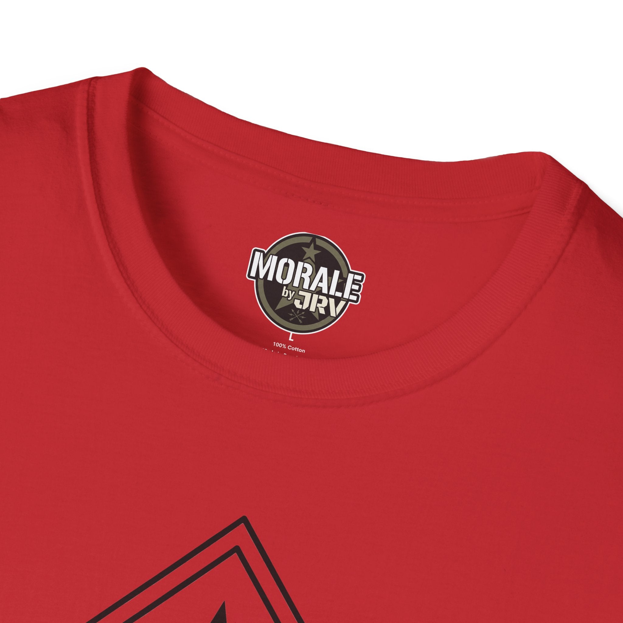 Red t-shirt neckline with 'MORALE by ARRI' logo and '100% Cotton'