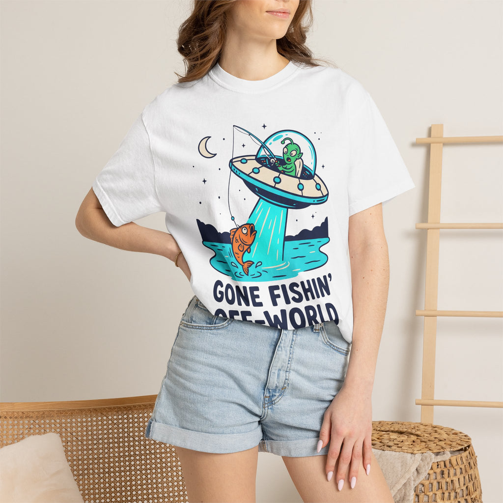 White short-sleeve T-shirt with alien UFO fishing graphic