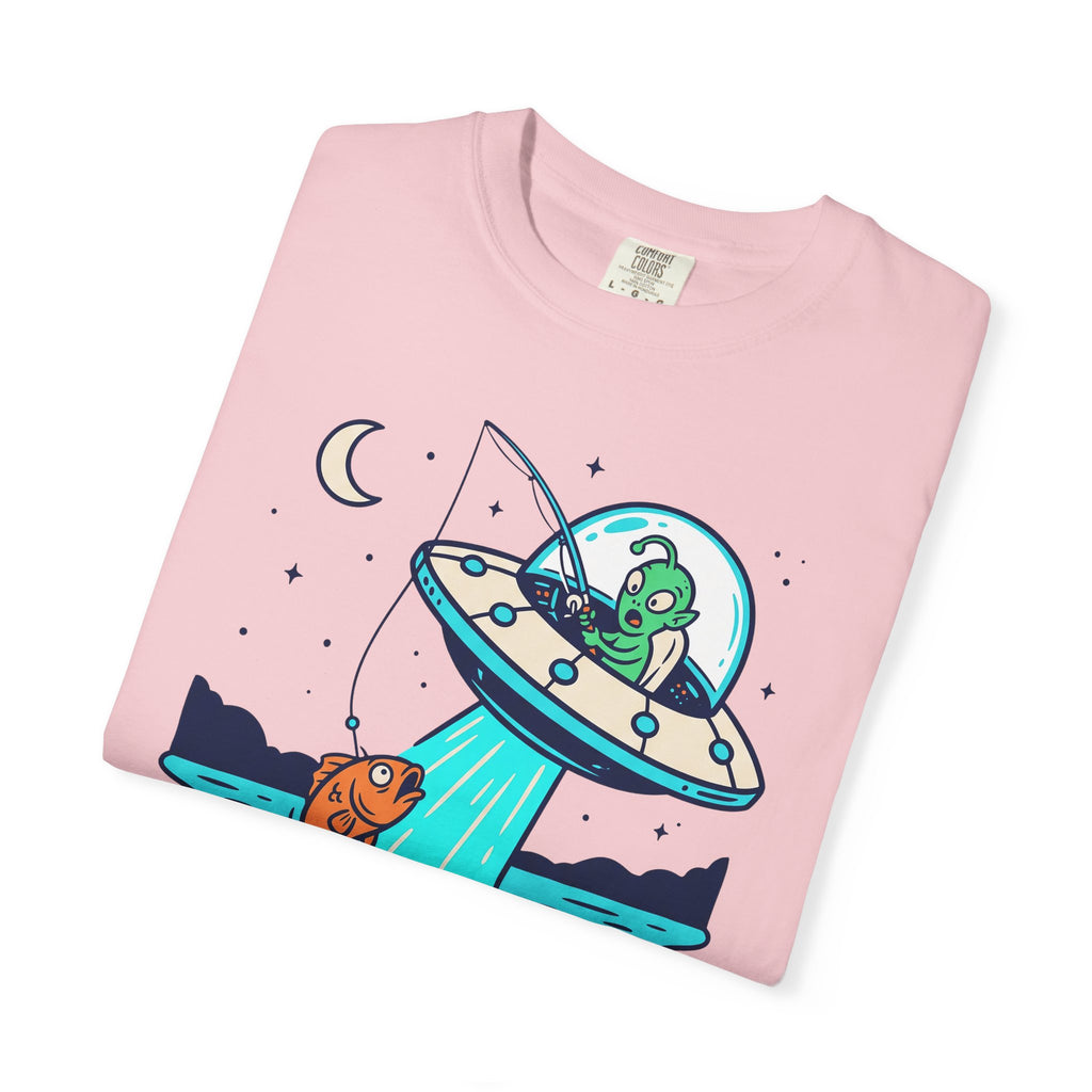 Light pink t-shirt with alien UFO fishing graphic front