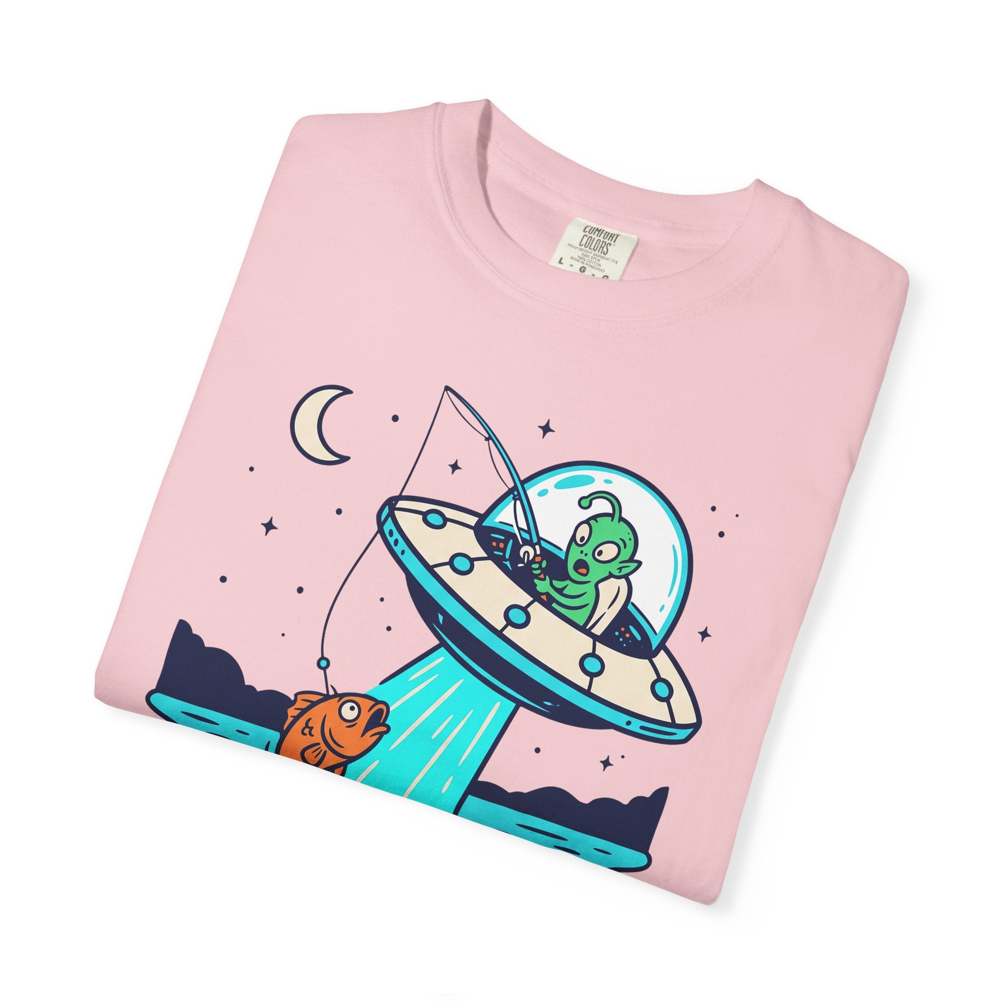 Light pink t-shirt with alien UFO fishing graphic front