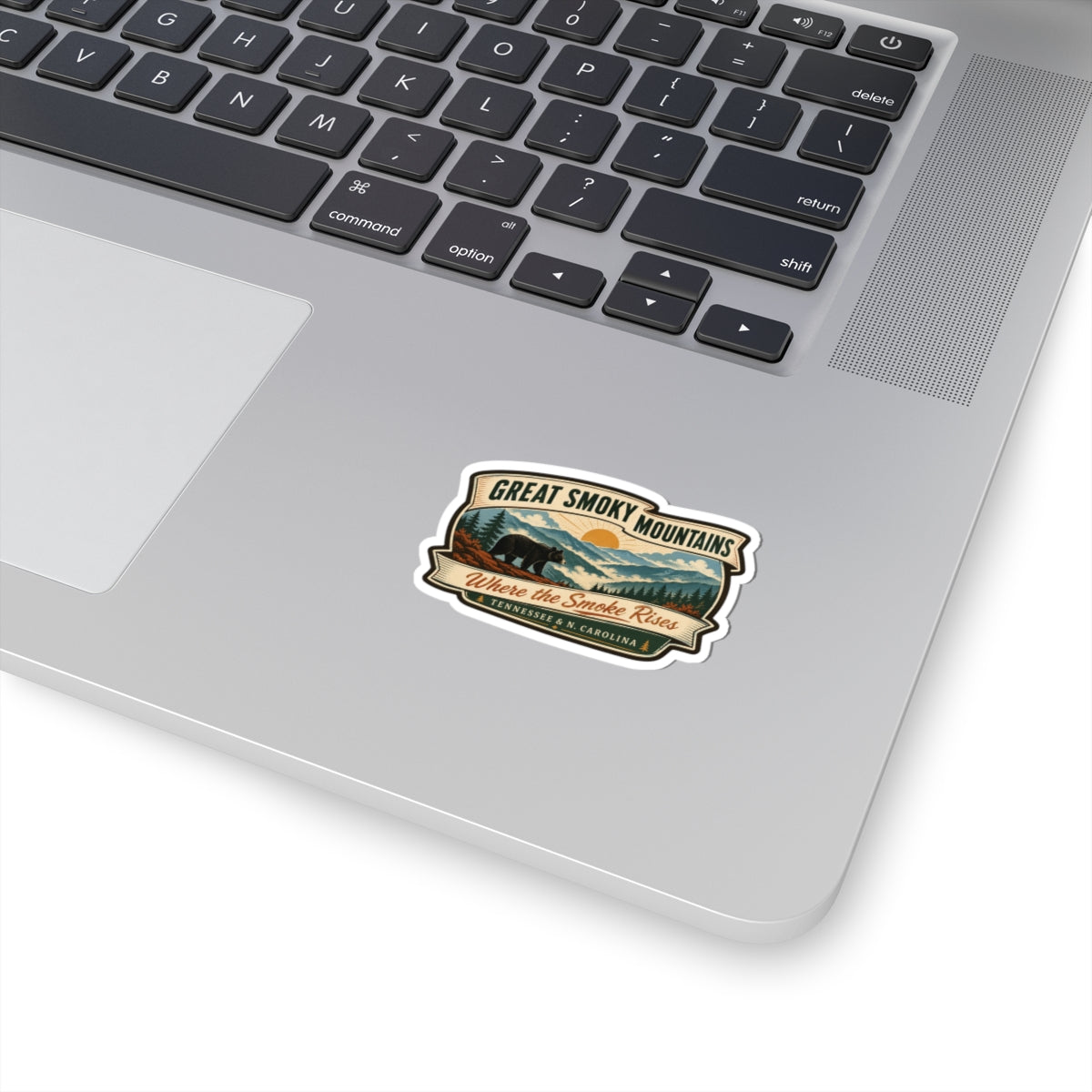 Mid-century travel sticker with Great Smoky Mountains crest and white border