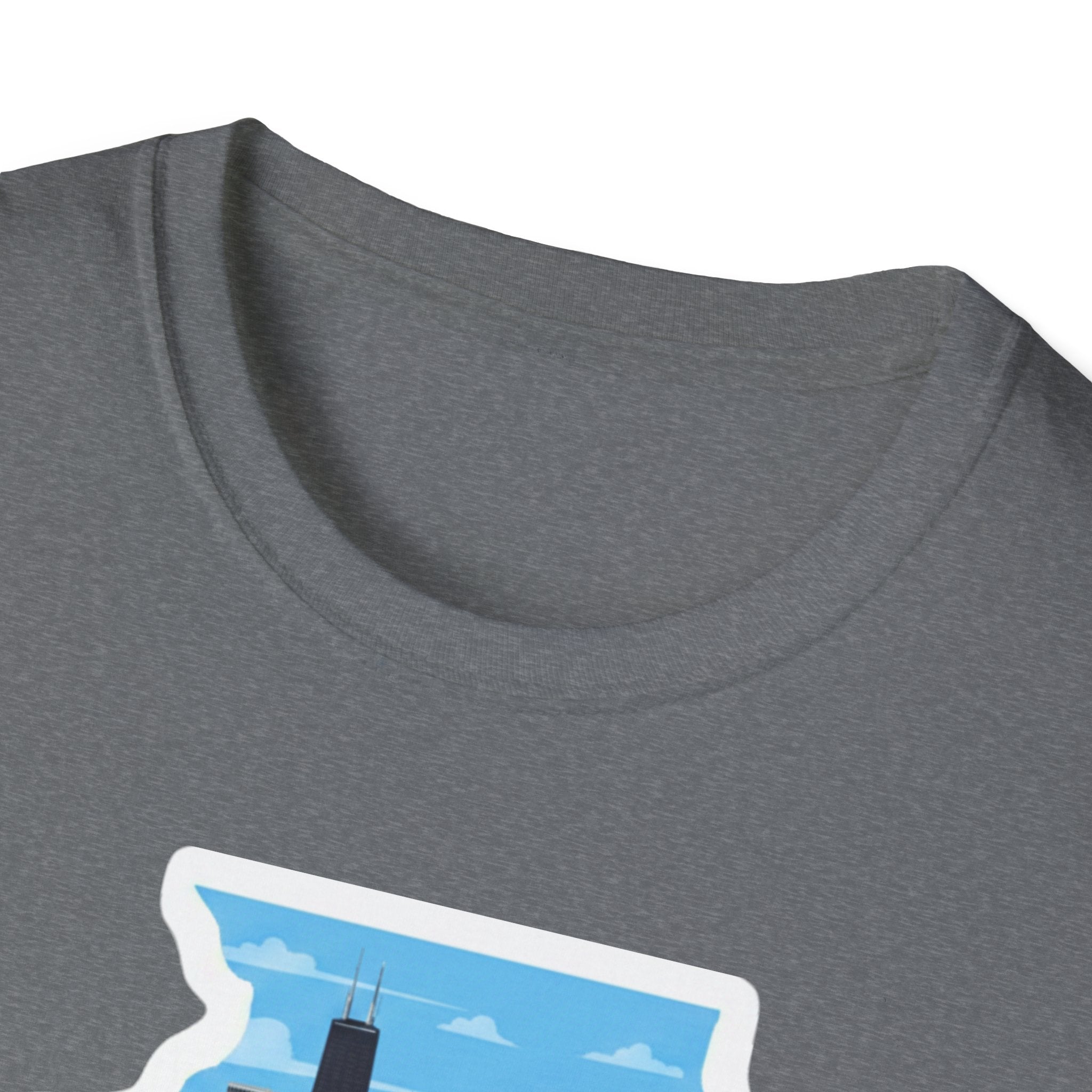 Heather grey T-shirt neckline with partial I am Illinois graphic