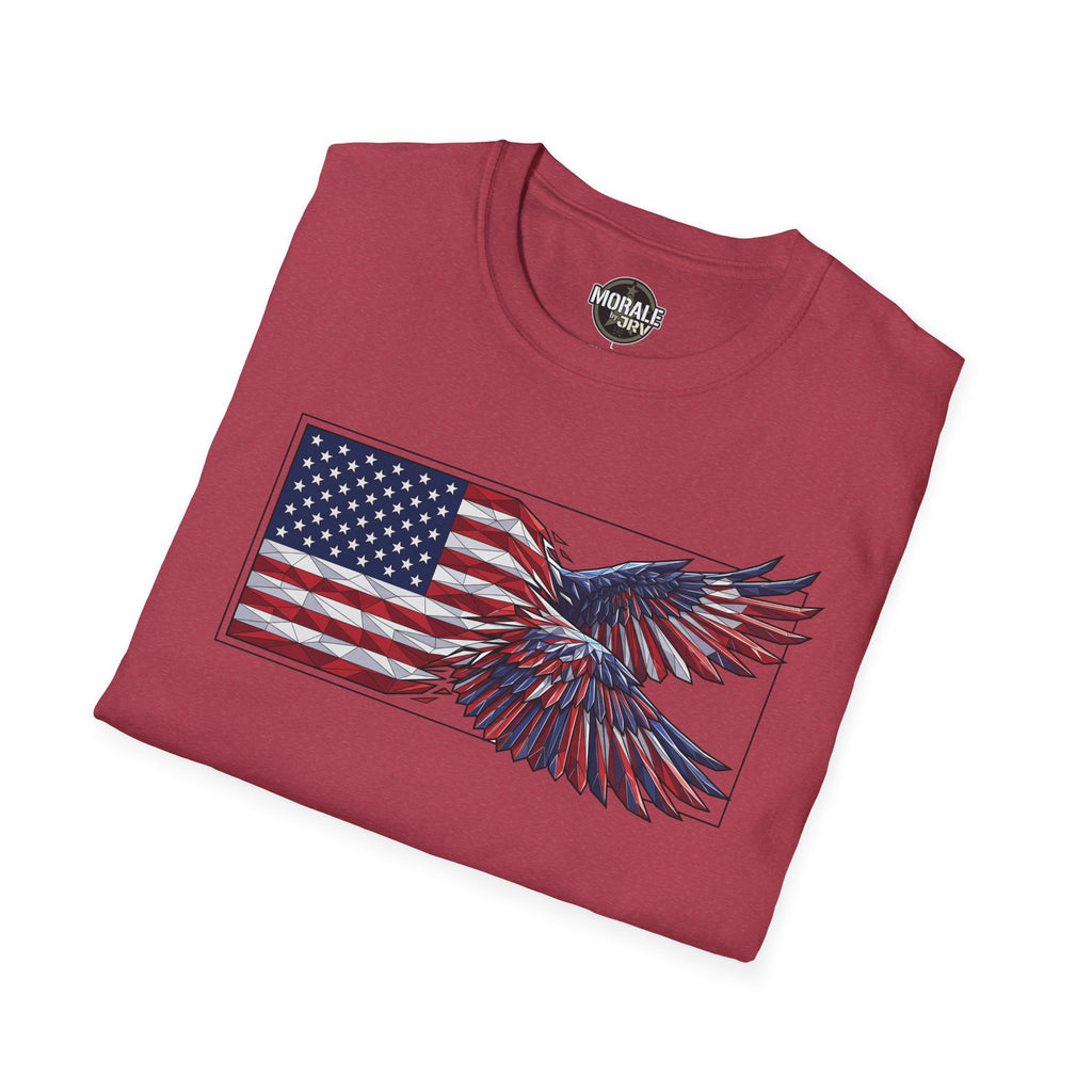 Rotes T‑Shirt mit großem Adler-Print über USA-Flagge in Blau, Rot und Weiß