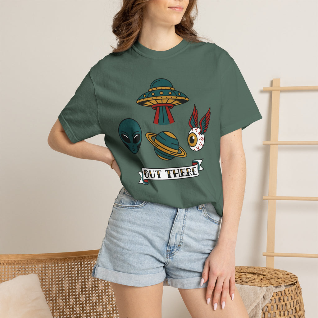 Green crew-neck T-shirt with UFO, alien and cat graphic on chest