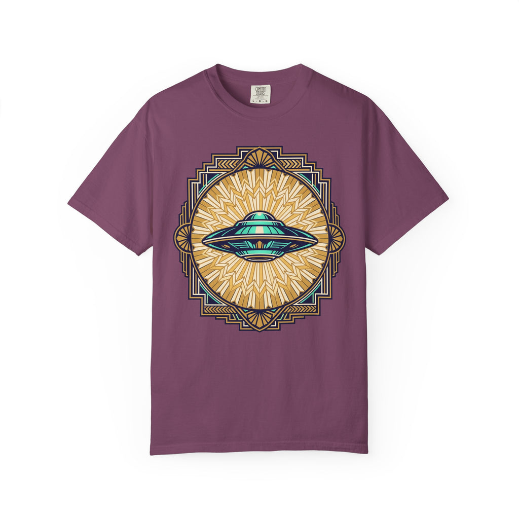 Berry t-shirt with retro flying saucer sunburst graphic