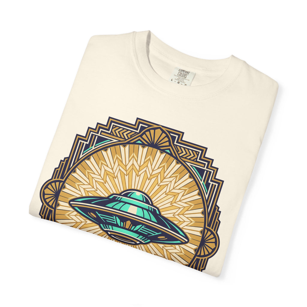 Ivory t-shirt with retro flying saucer sunburst graphic