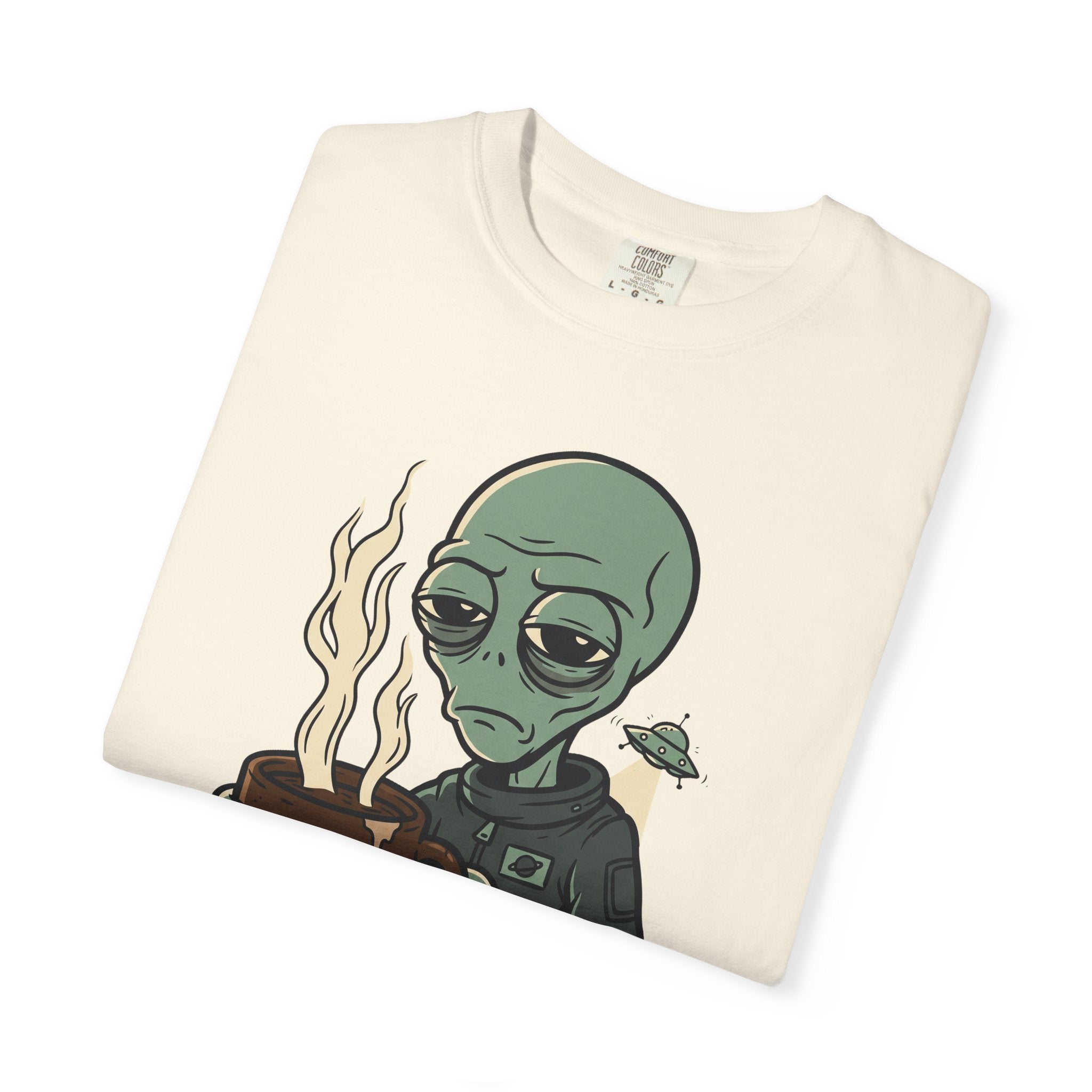 Ivory short-sleeve T-shirt with alien and coffee “PROBE ME” graphic on chest