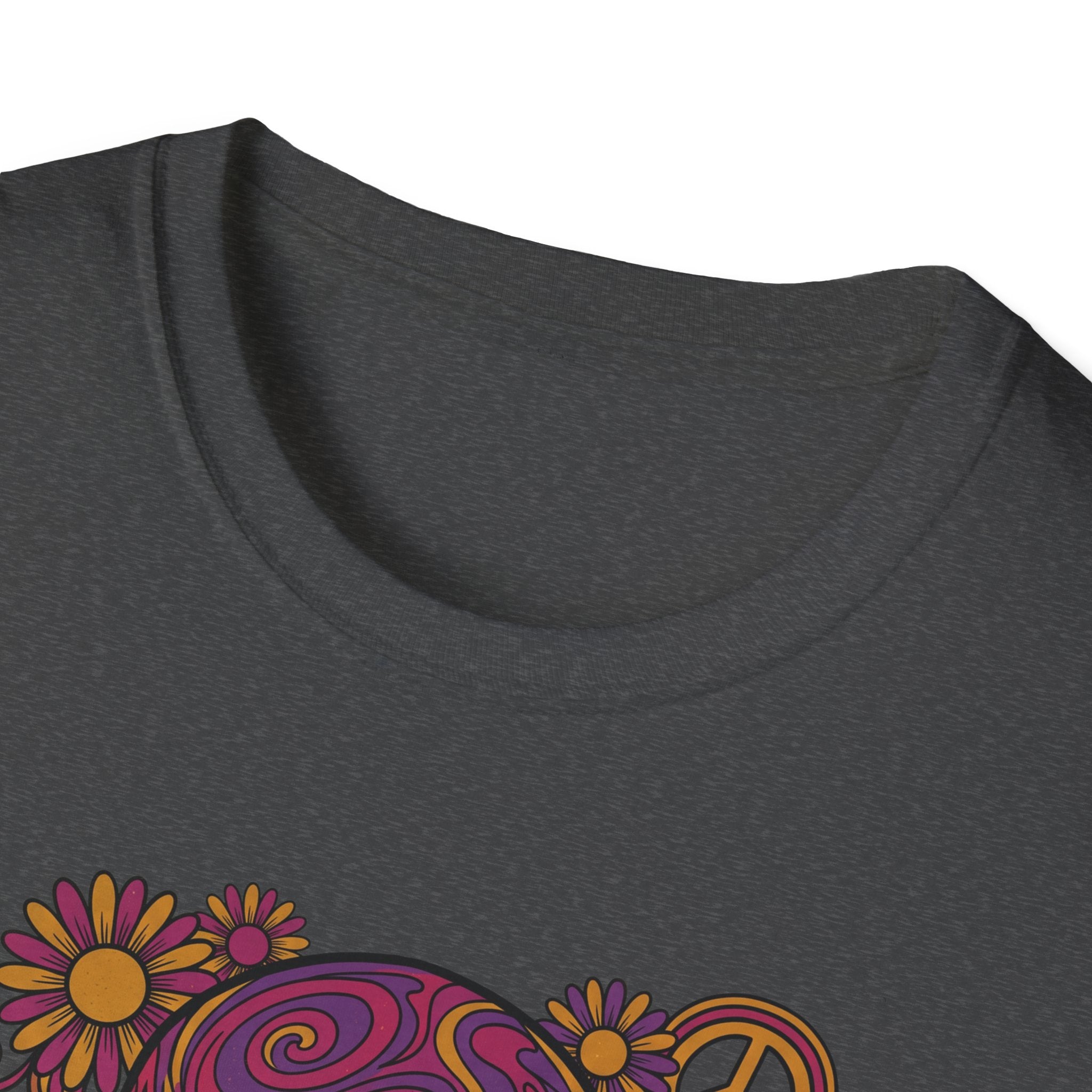Dunkelgraues T-Shirt mit Rundhalsausschnitt und angesetztem buntem Totenkopf-Print