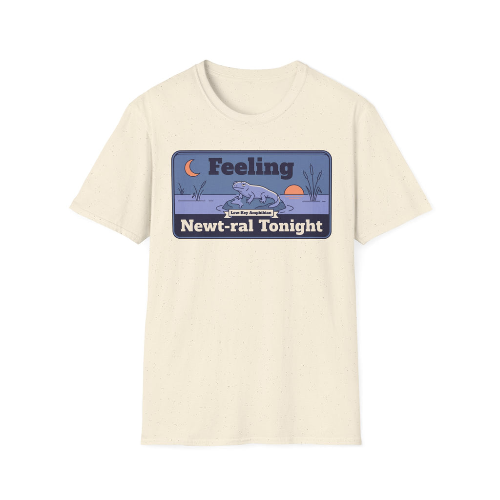 Light cream T-shirt with crew neck and blue newt graphic front