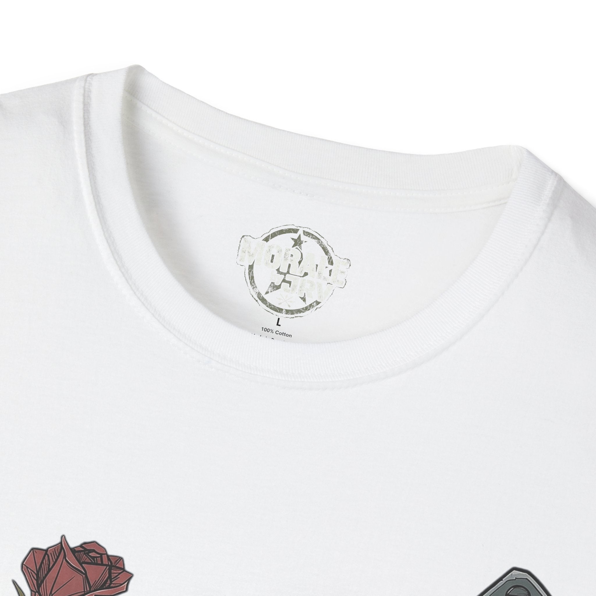 White Gothic skull graphic T-shirt, neckline logo patch
