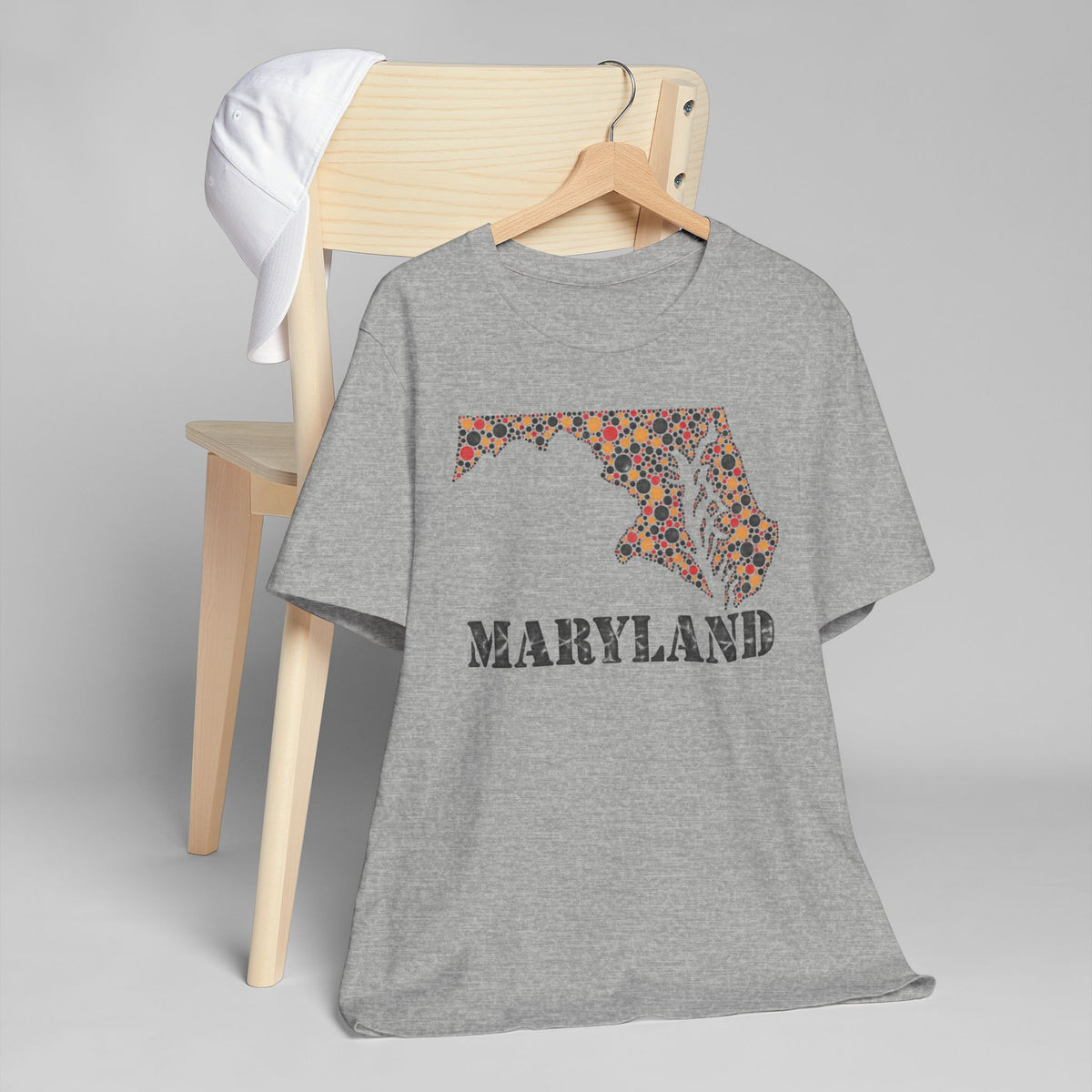 Heather gray t-shirt with Maryland floral map and Maryland word graphic