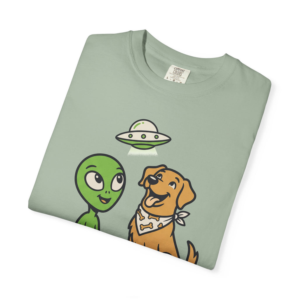 Sage green T-shirt with alien and dog graphic, crew neck short sleeves