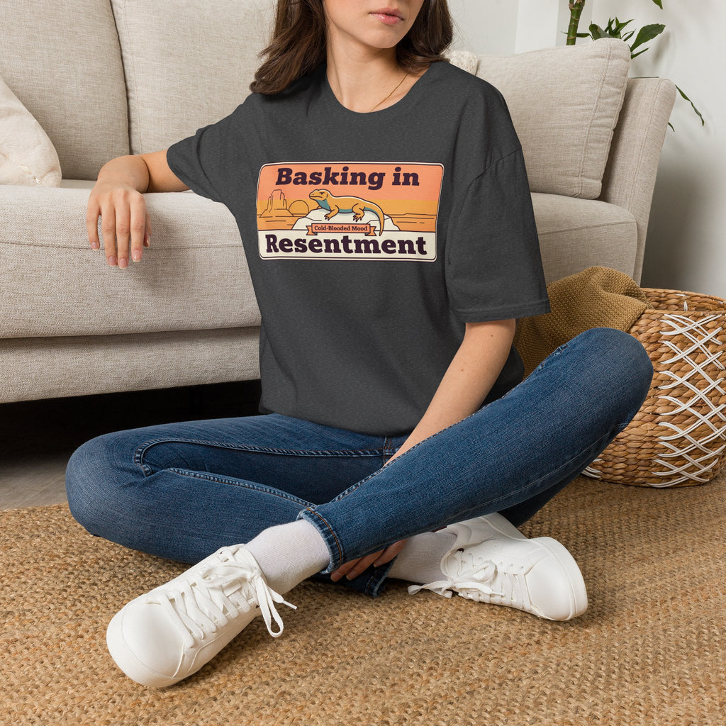Dark gray graphic lizard T-shirt with desert scene and slogan print