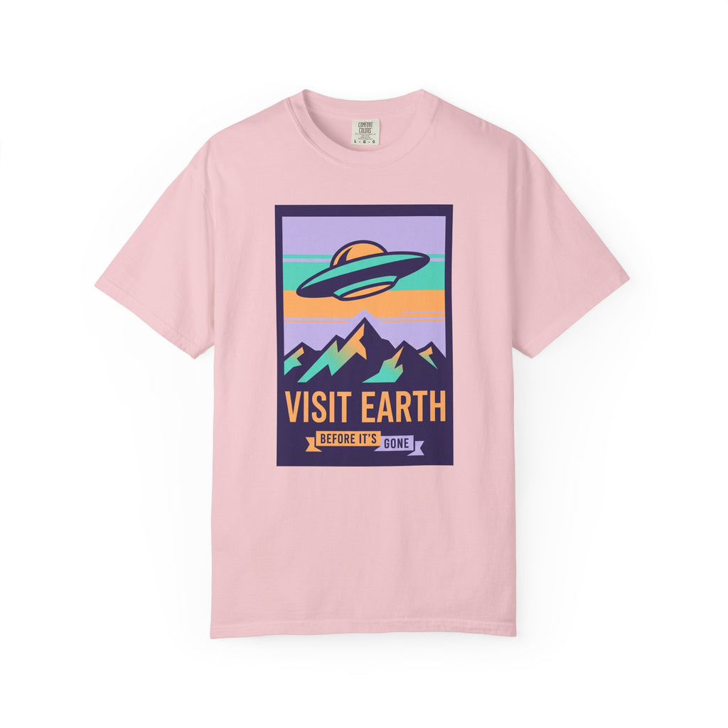 Light pink T-shirt with UFO “VISIT EARTH” front graphic