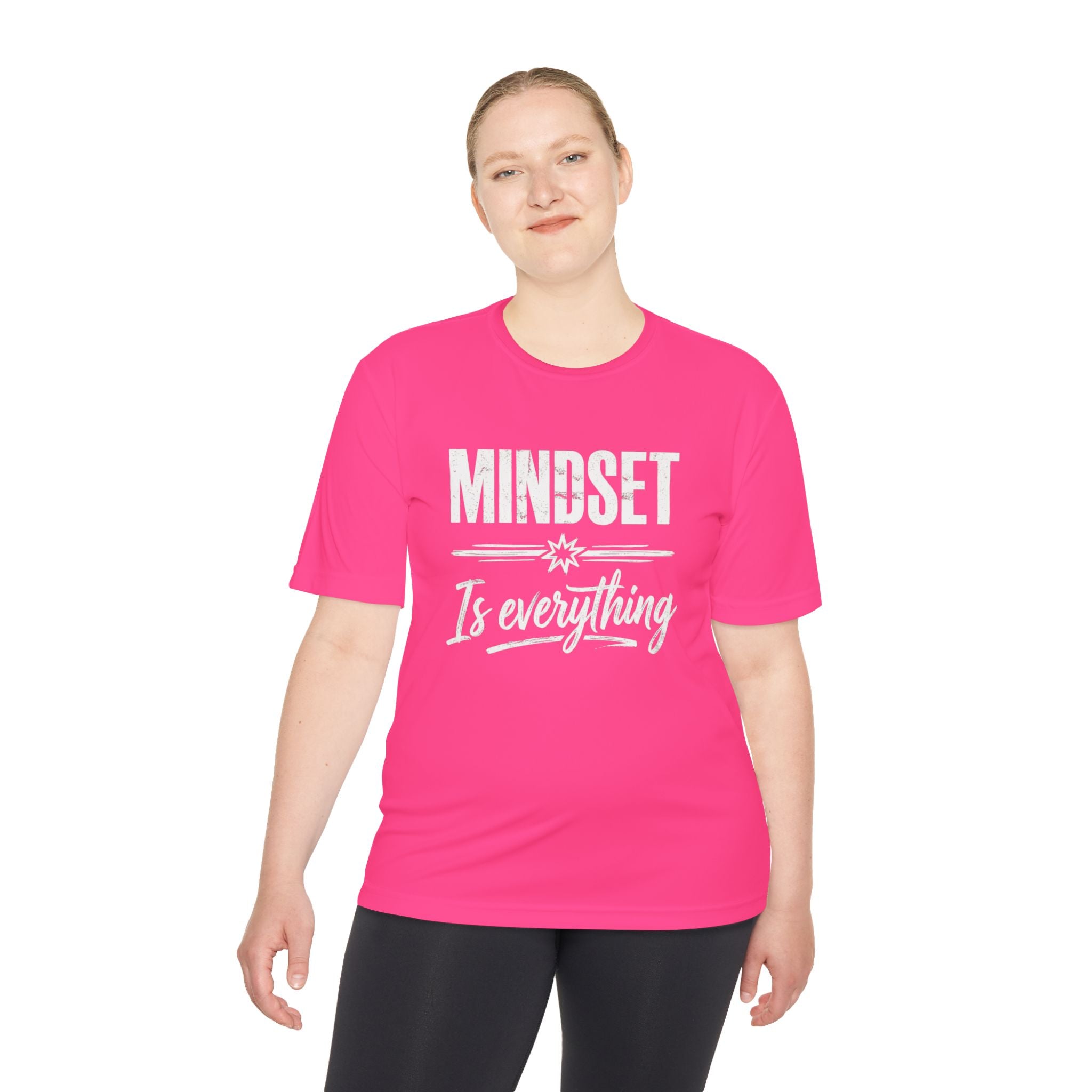 Mindset Is Everything T‑Shirt rosa con tipografía “MINDSET” y “It’s everything”