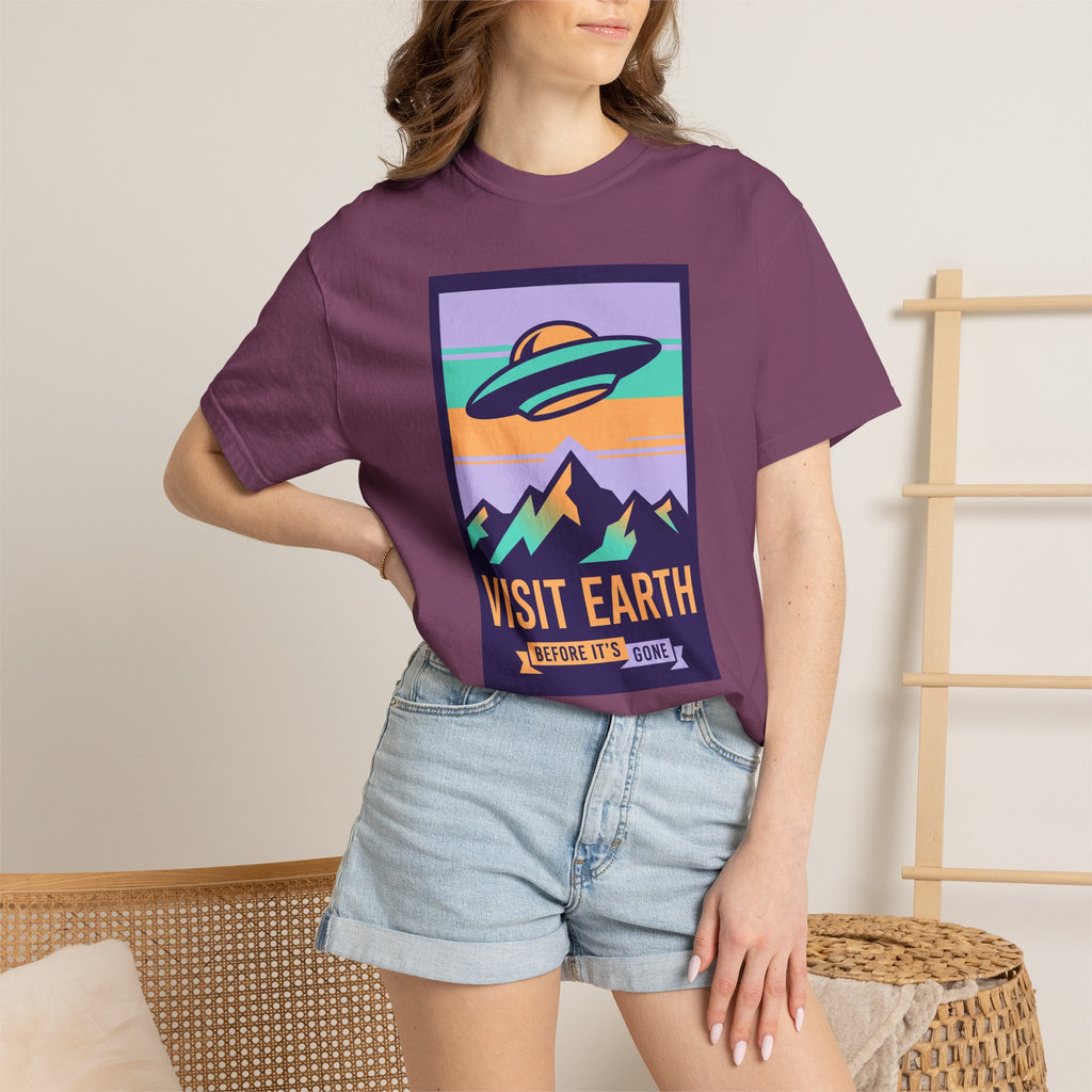 Plum crewneck T-shirt with UFO 'Visit Earth' graphic on front