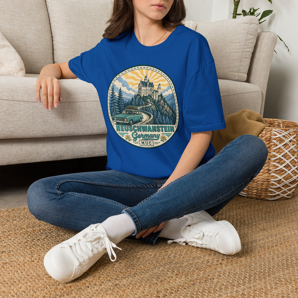 Royal blue T-shirt with round Neuschwanstein castle illustration graphic on the chest