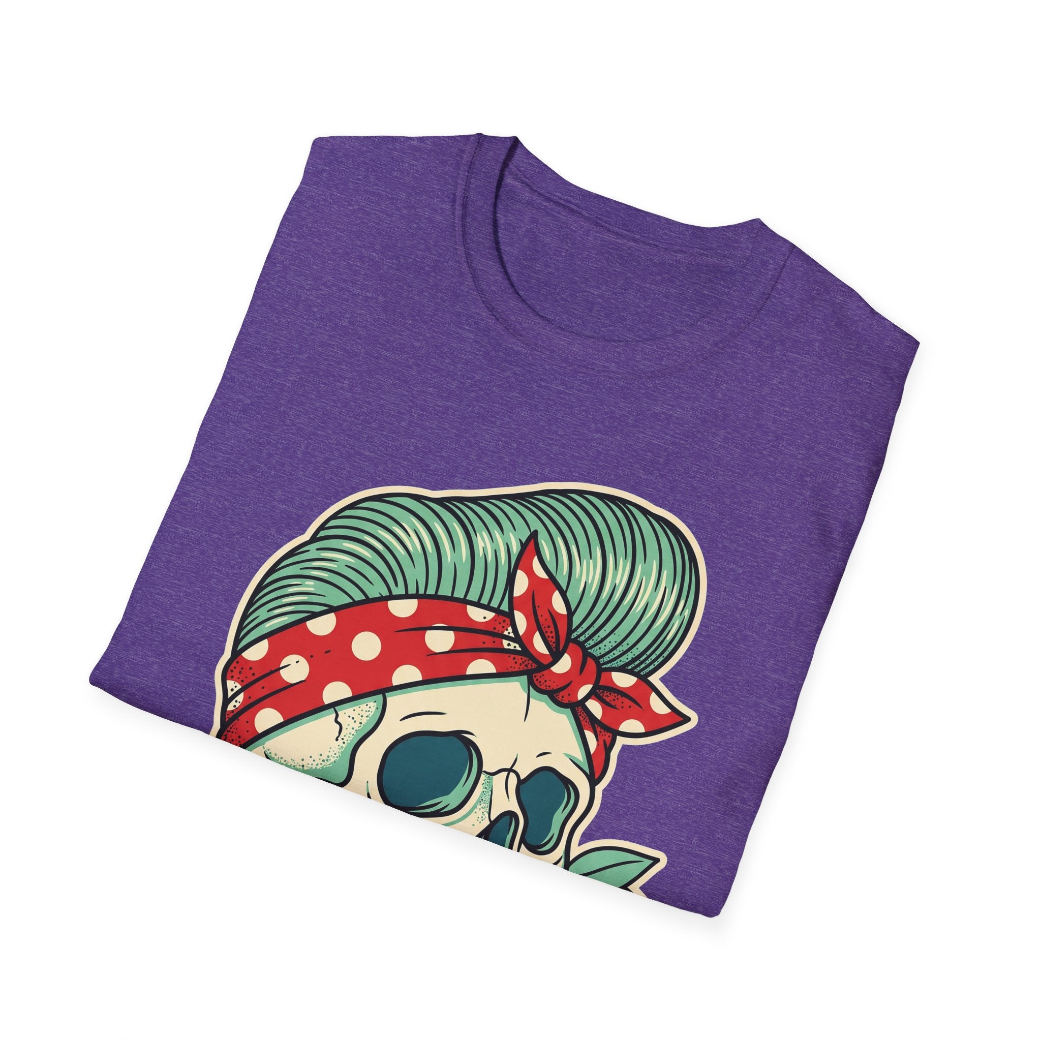 Rockabilly Sugar Skull T-Shirt in Lila mit Sugar-Skull-Design, grünen Linien und Kirschbandana