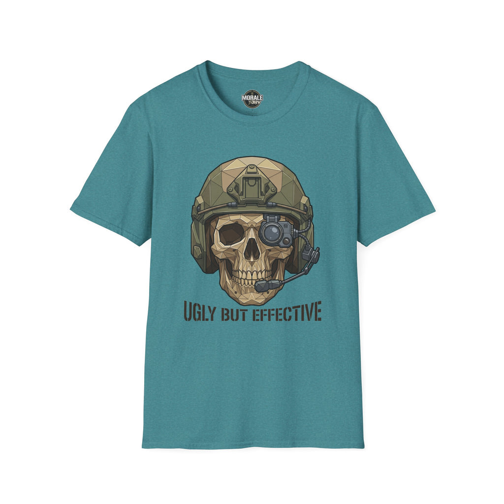 Türkisfarbenes T-Shirt mit Totenkopf im taktischen Helm und „Ugly But Effective“