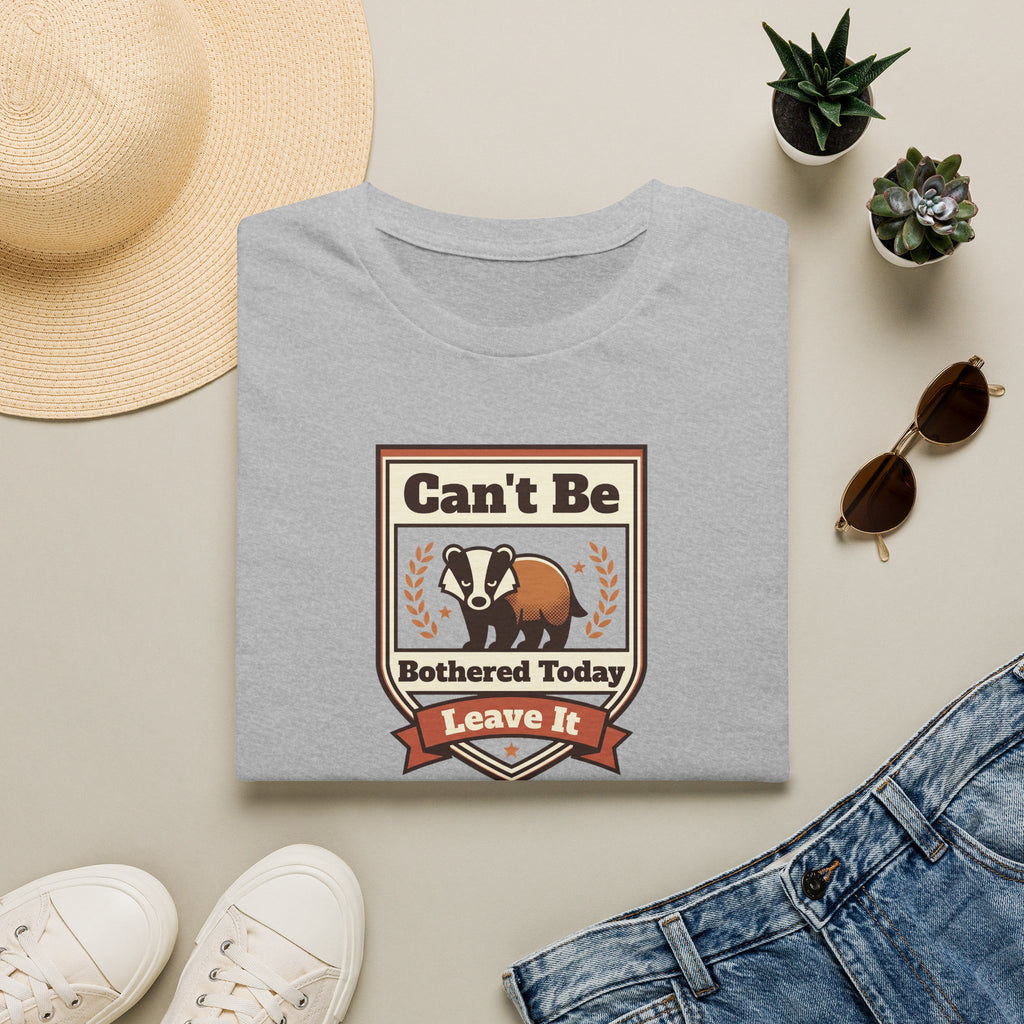 Light gray T-shirt with crew neck and brown skunk graphic with laurel and ribbon.