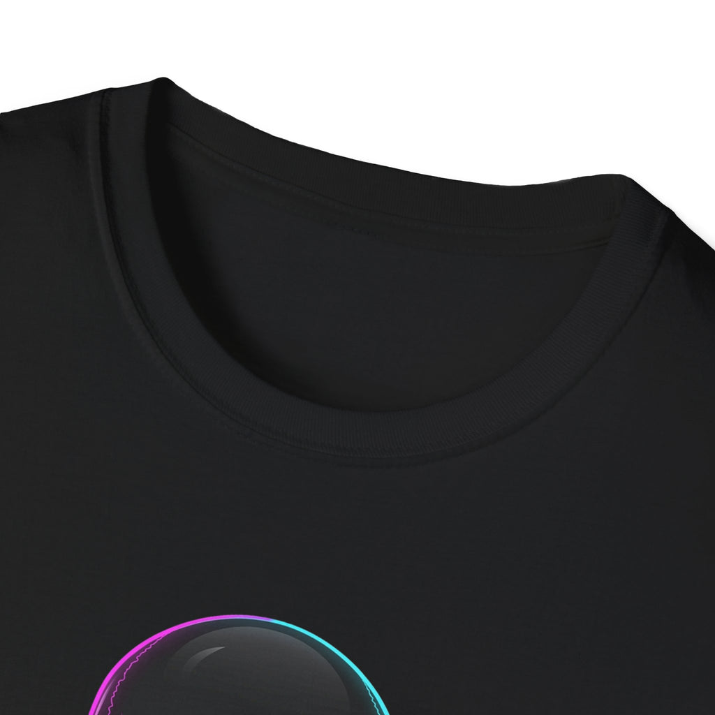 Vaporwave Neon Skull T-Shirt, schwarzer Rundhalsausschnitt im Nahblick