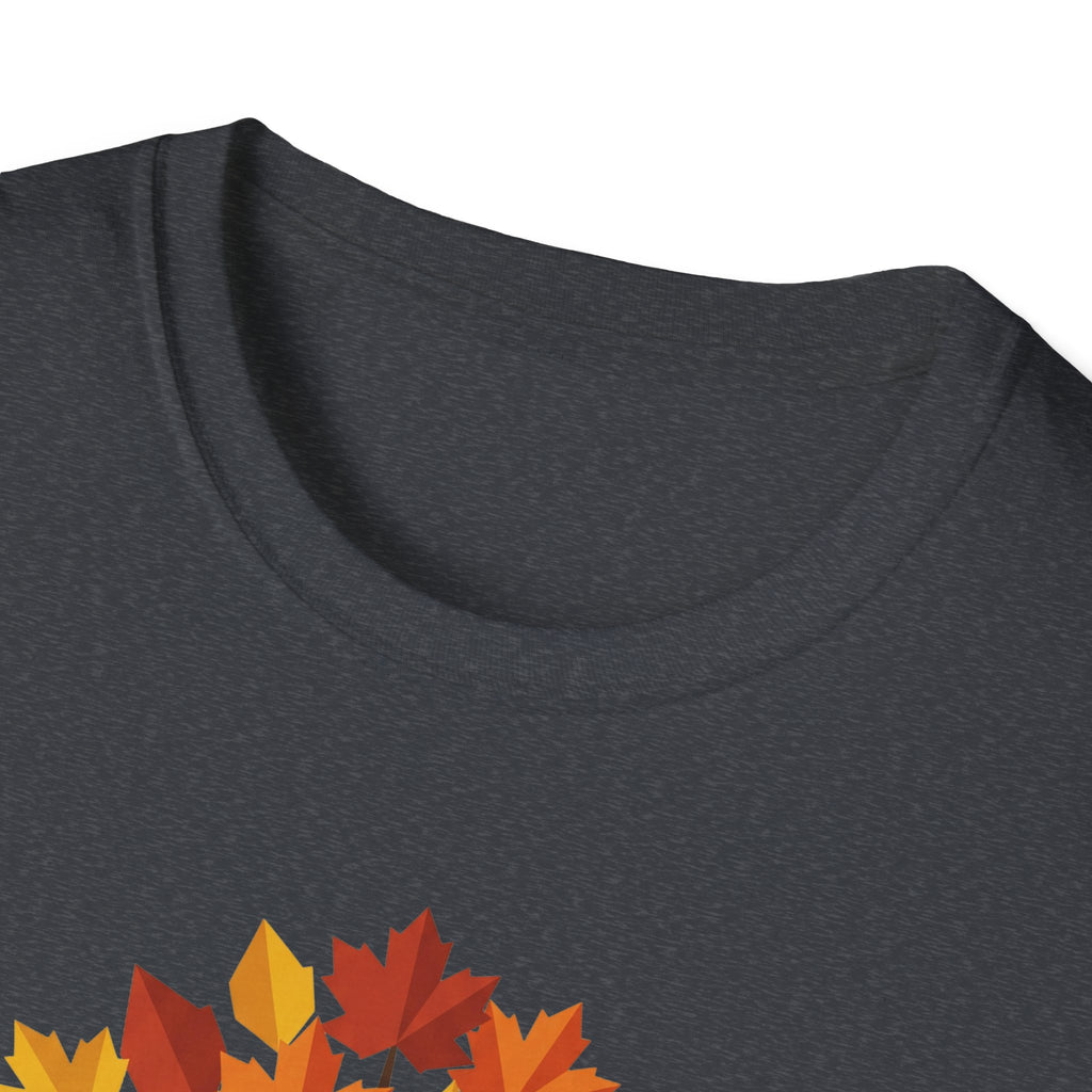 Autumn Maple T-Shirt, dark gray: Rundhals und Nahaufnahme Herbstlaub-Baum Motiv unten am Bild