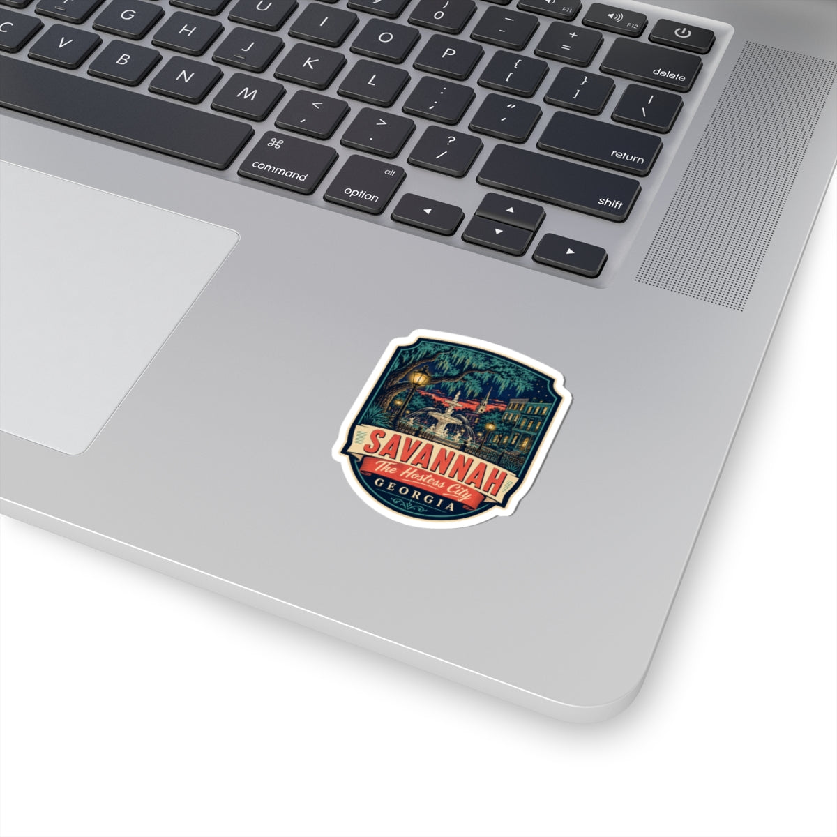 Mid-century luggage tag sticker with SAVANNAH and GEORGIA text, colorful arch design