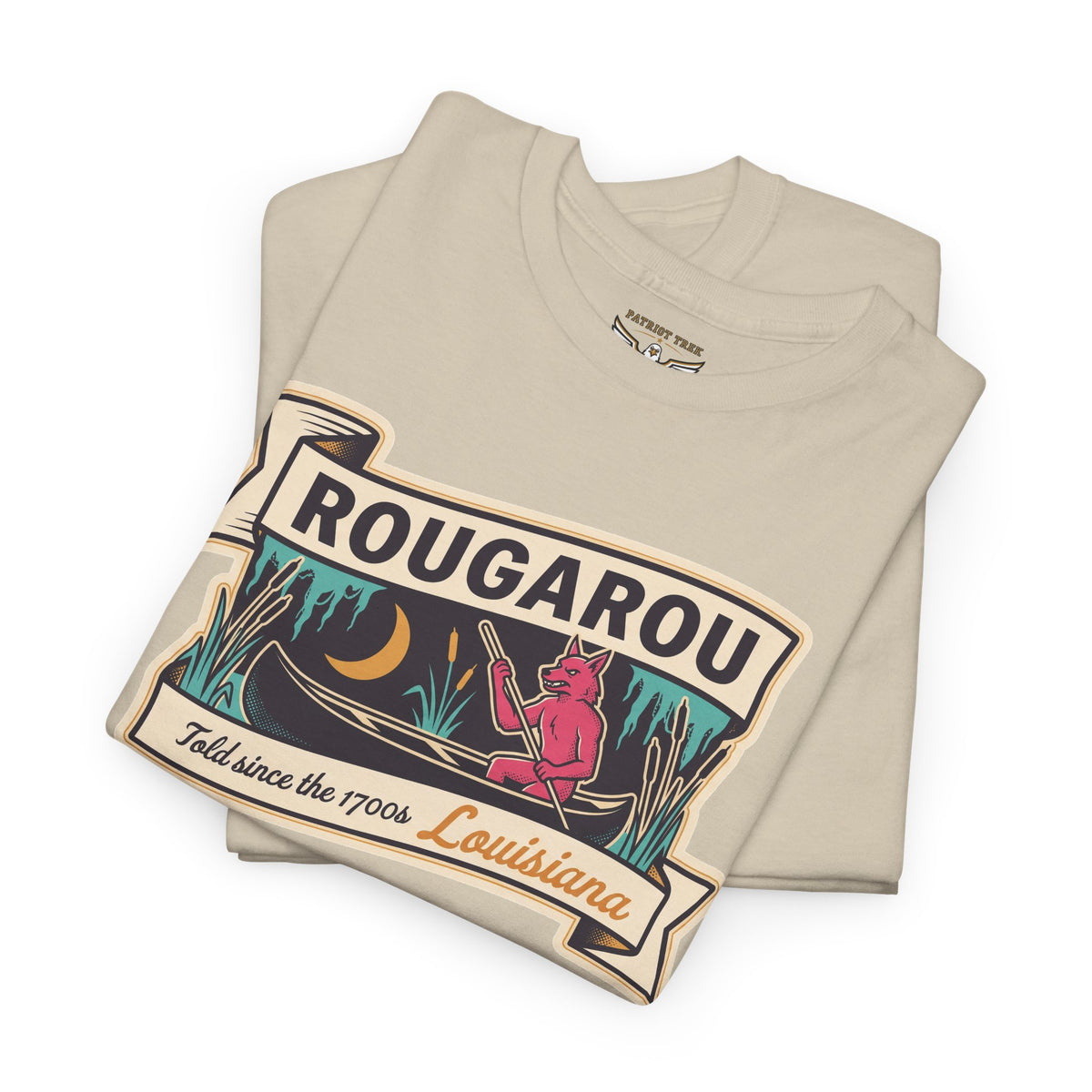 Beige graphic T-shirt with vintage travel patch front print